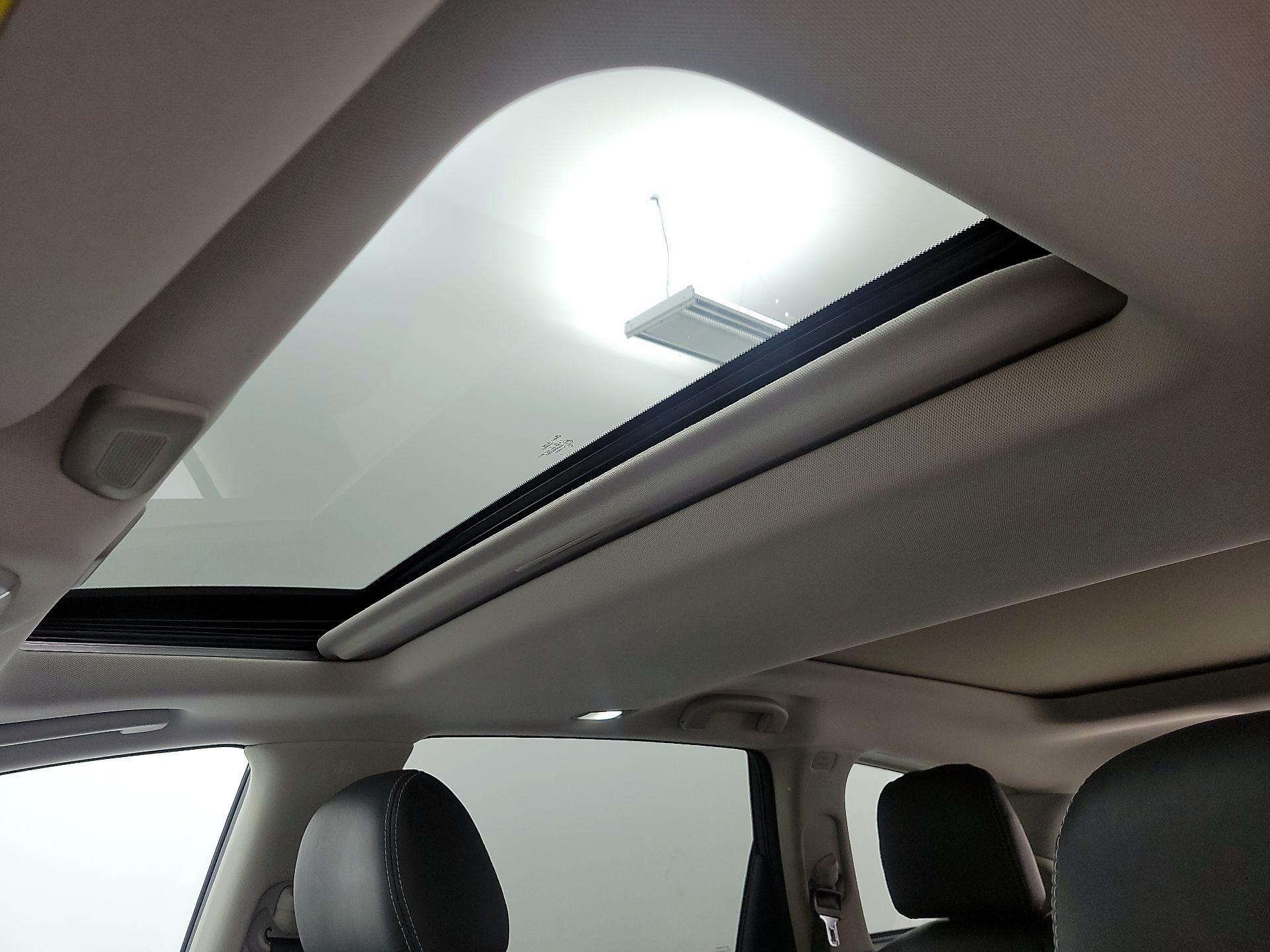 Thumbnail: 2020 INFINITI QX60 - 20