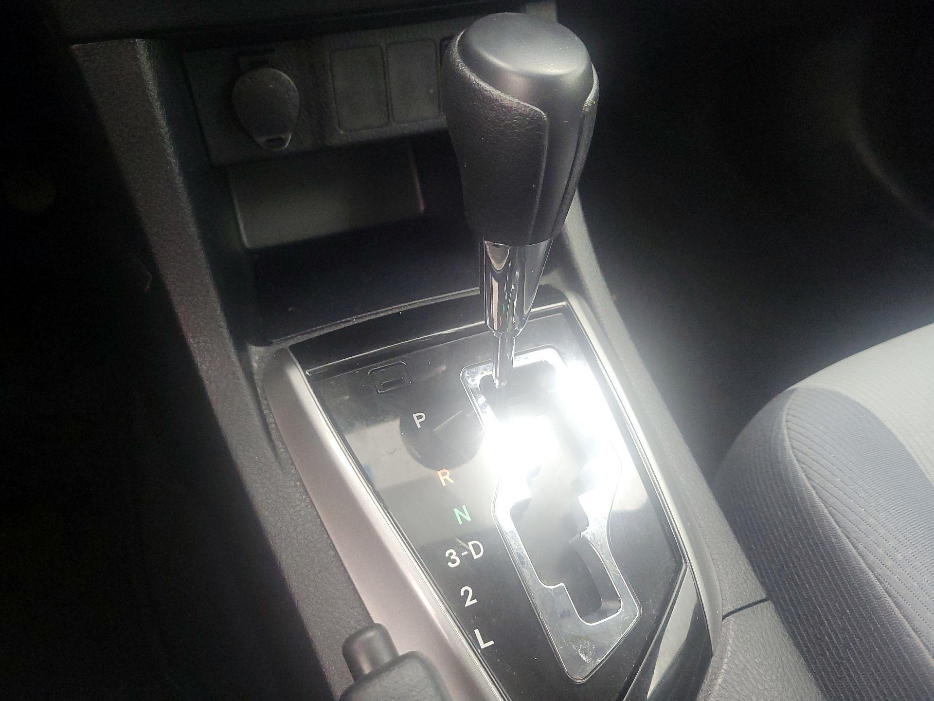 Thumbnail: 2014 Toyota Corolla - 16