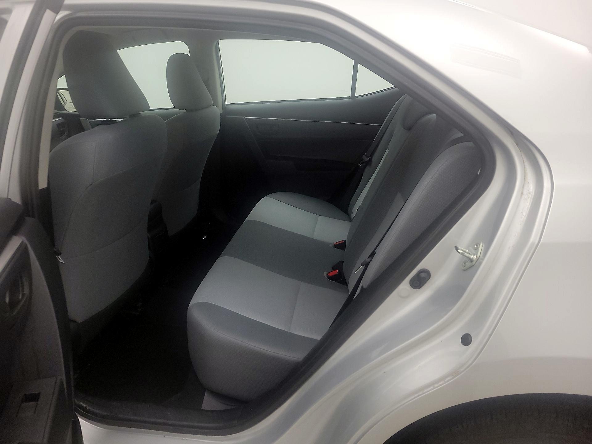 Thumbnail: 2014 Toyota Corolla - 18