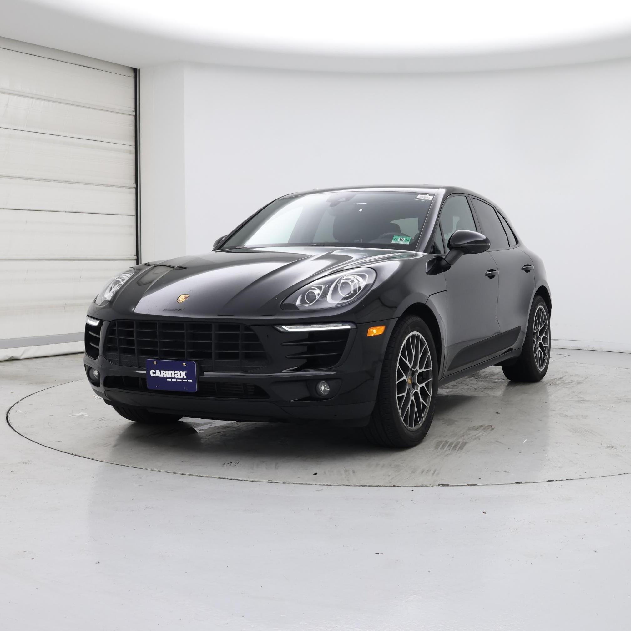 Thumbnail: 2018 Porsche Macan - 4