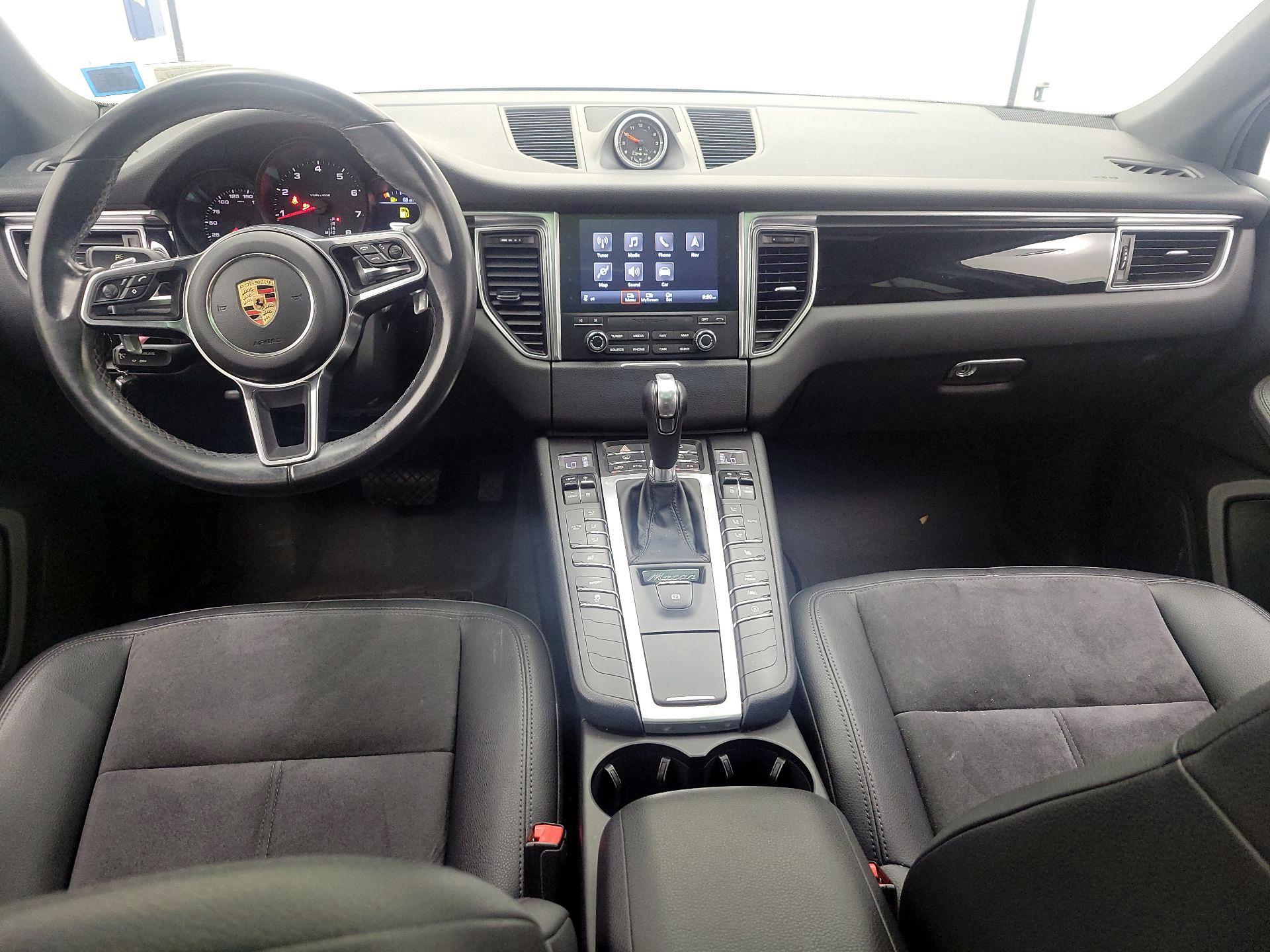 Thumbnail: 2017 Porsche Macan - 9