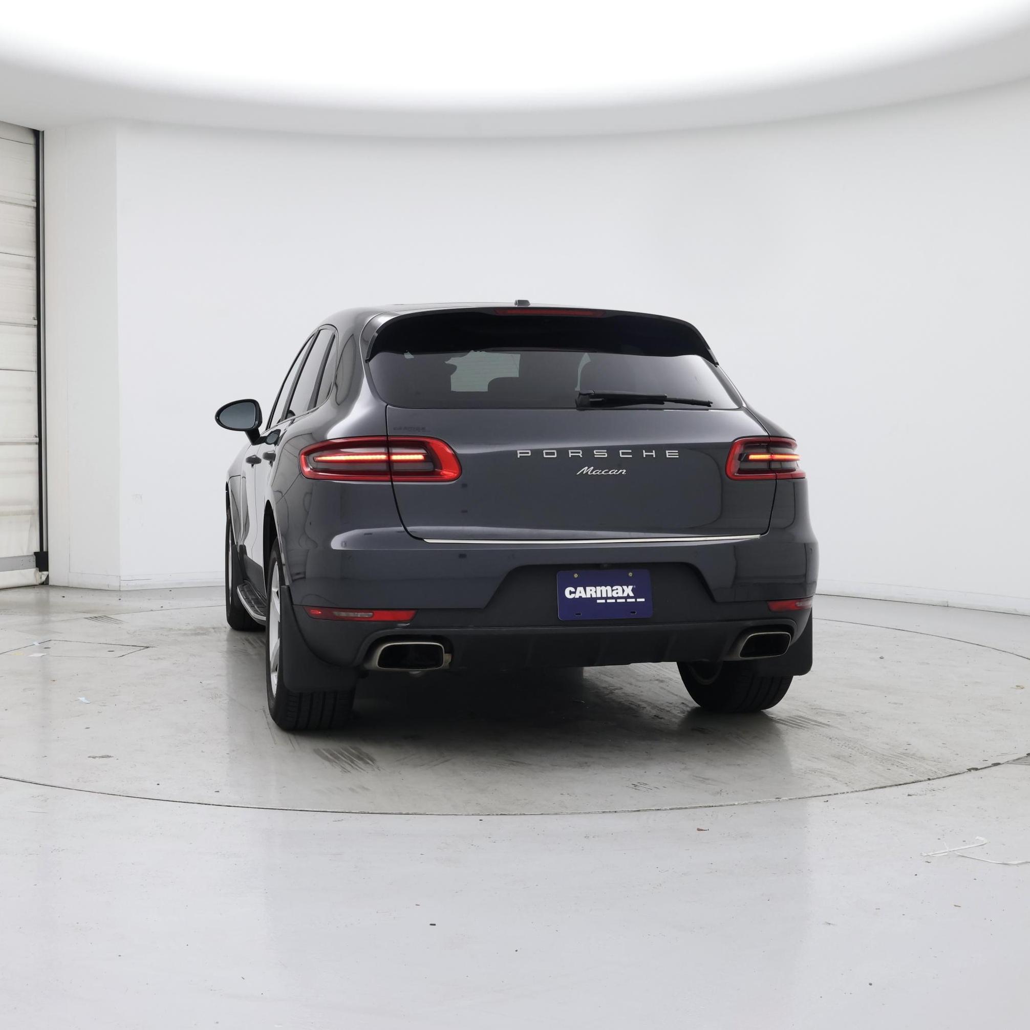 Thumbnail: 2017 Porsche Macan - 6