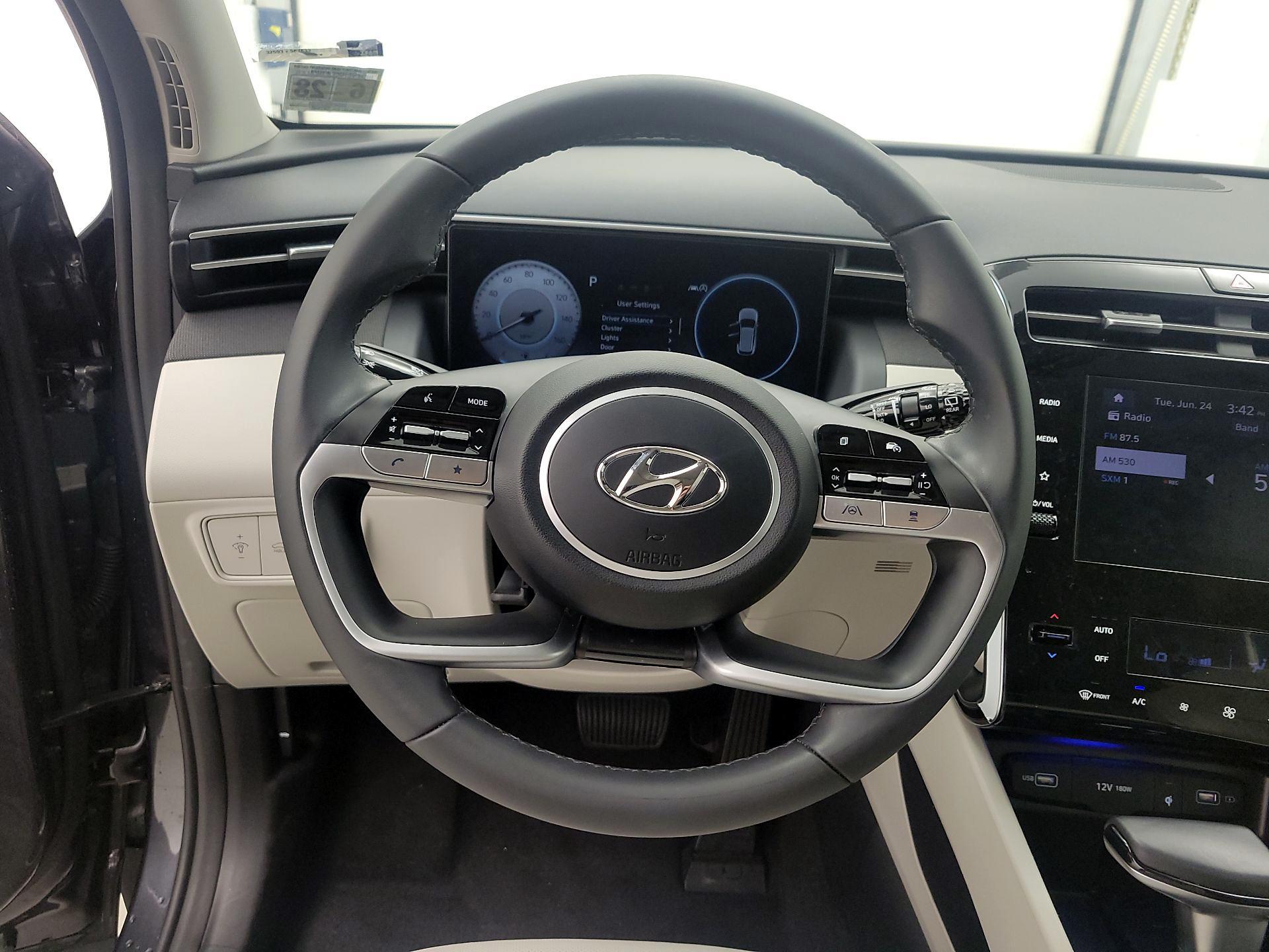 Thumbnail: 2023 Hyundai Tucson - 10