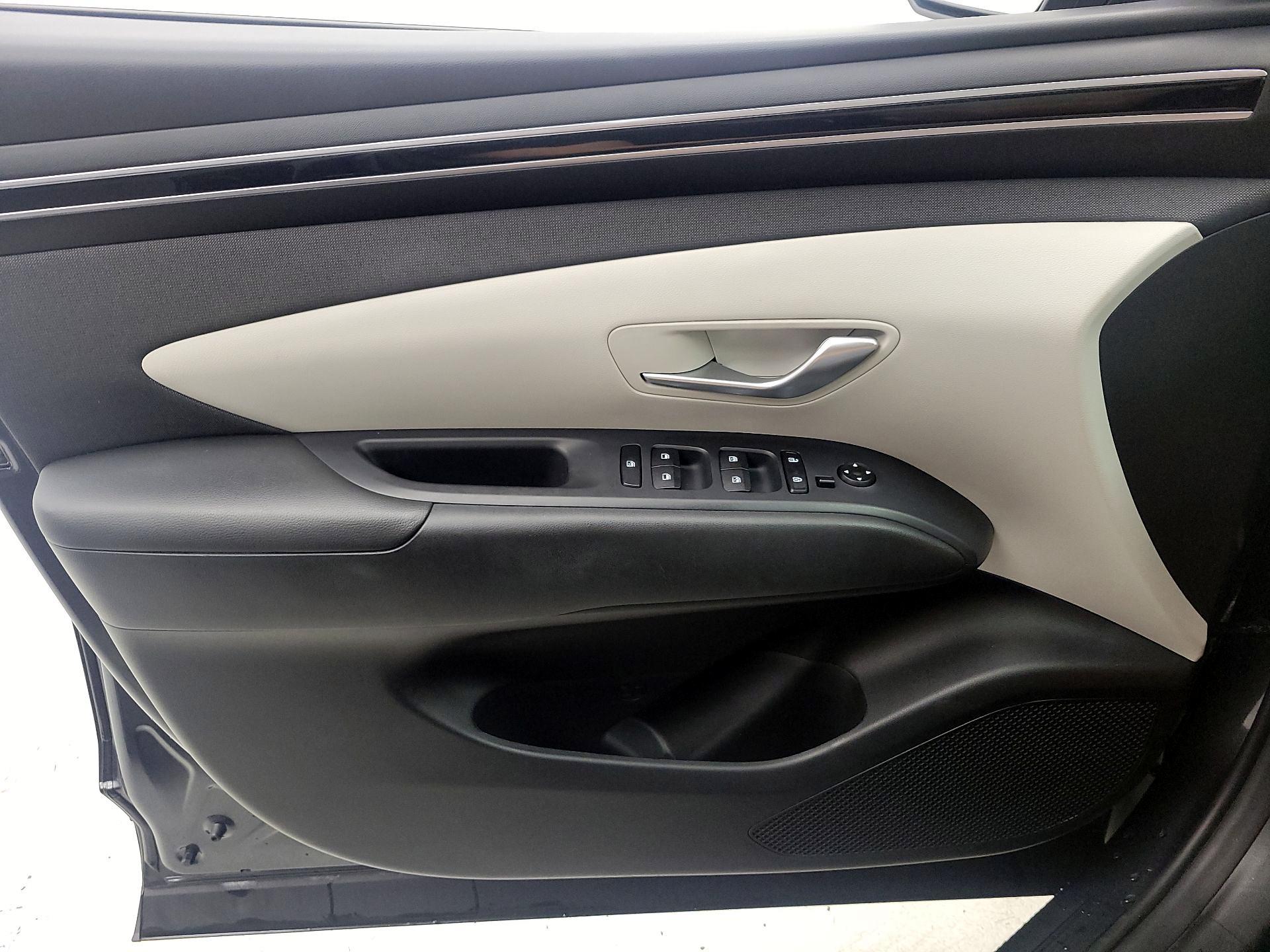 Thumbnail: 2023 Hyundai Tucson - 12