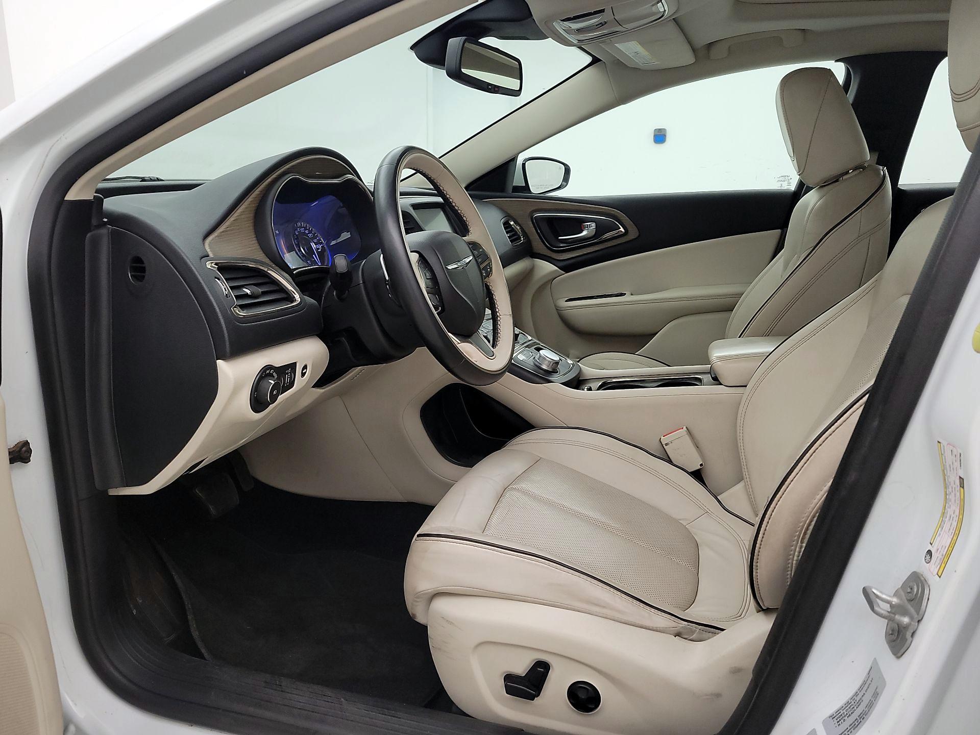 Thumbnail: 2015 Chrysler 200 - 11