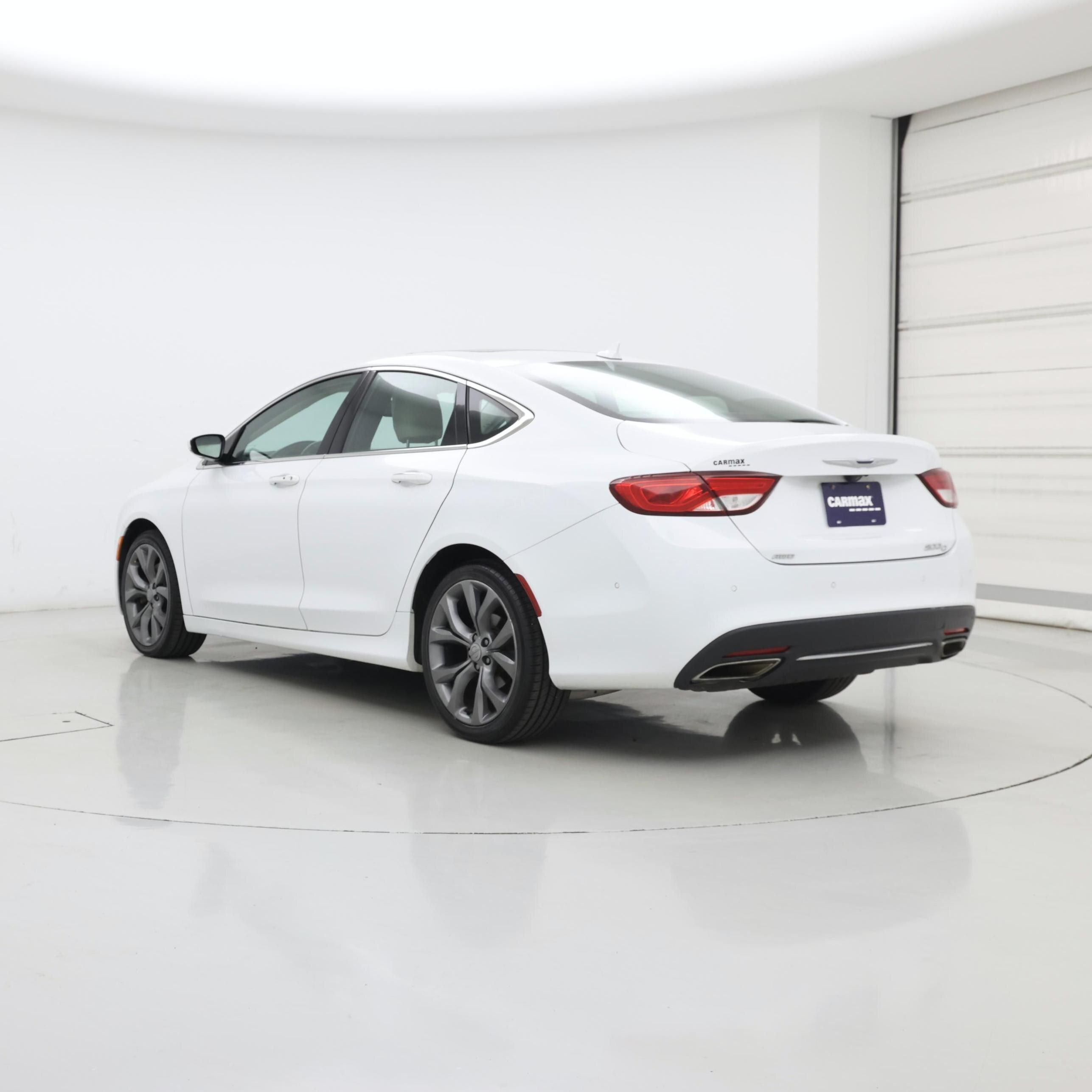 Thumbnail: 2015 Chrysler 200 - 2