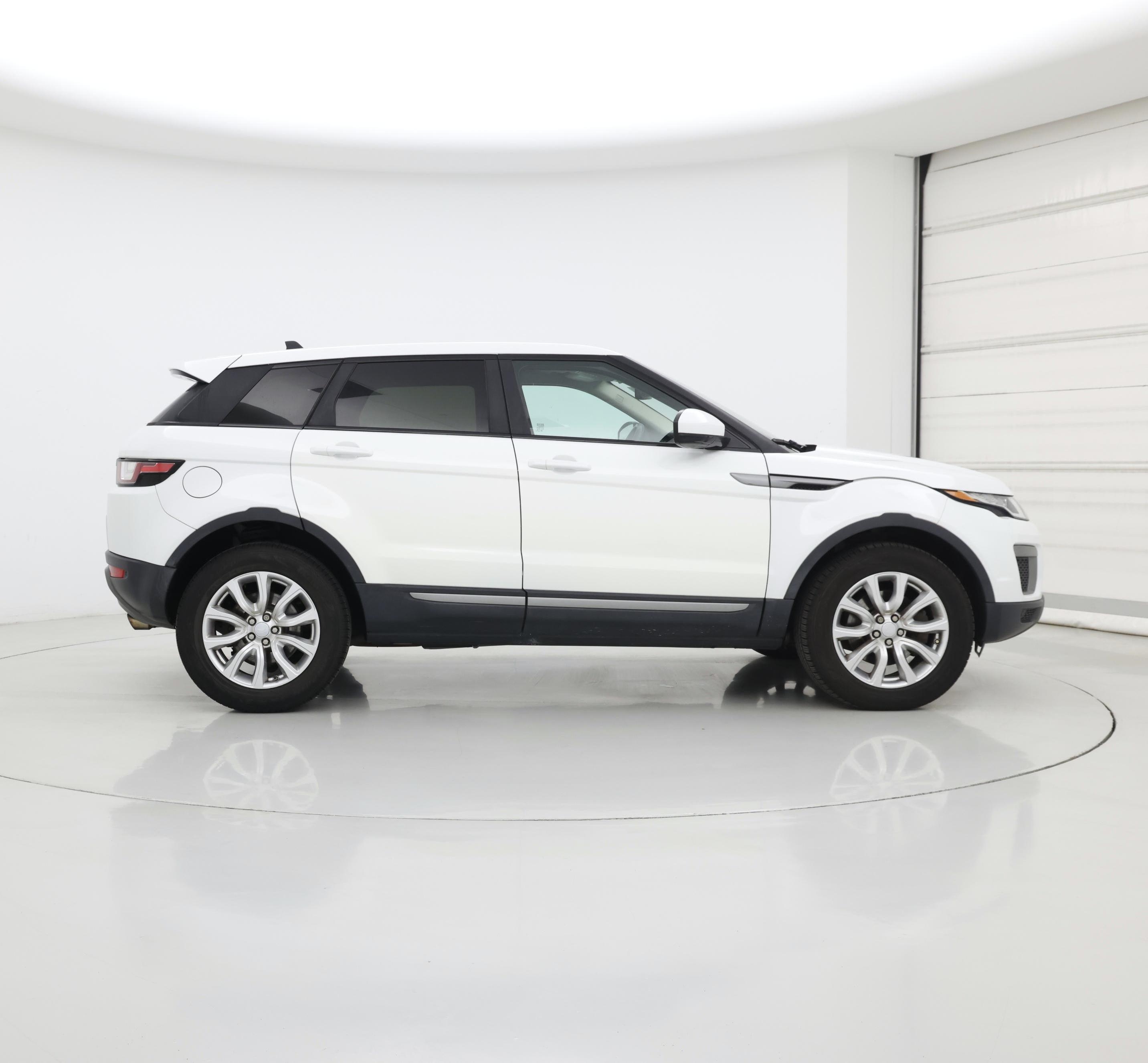 Thumbnail: 2016 Land Rover Range Rover Evoque - 7