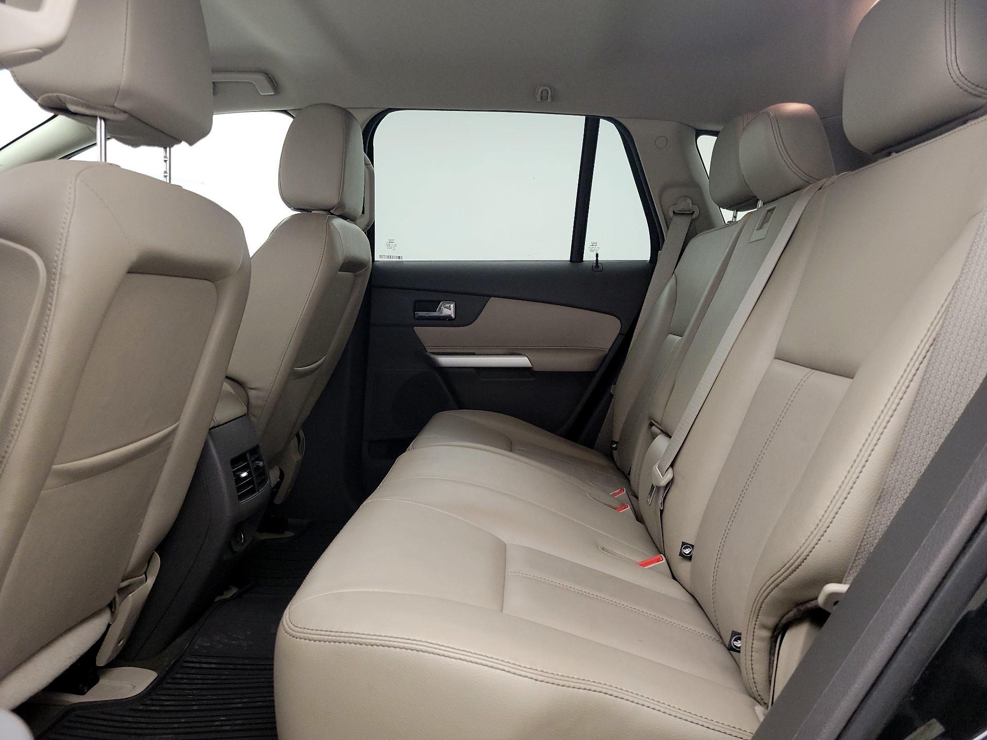 Thumbnail: 2013 Ford Edge - 20