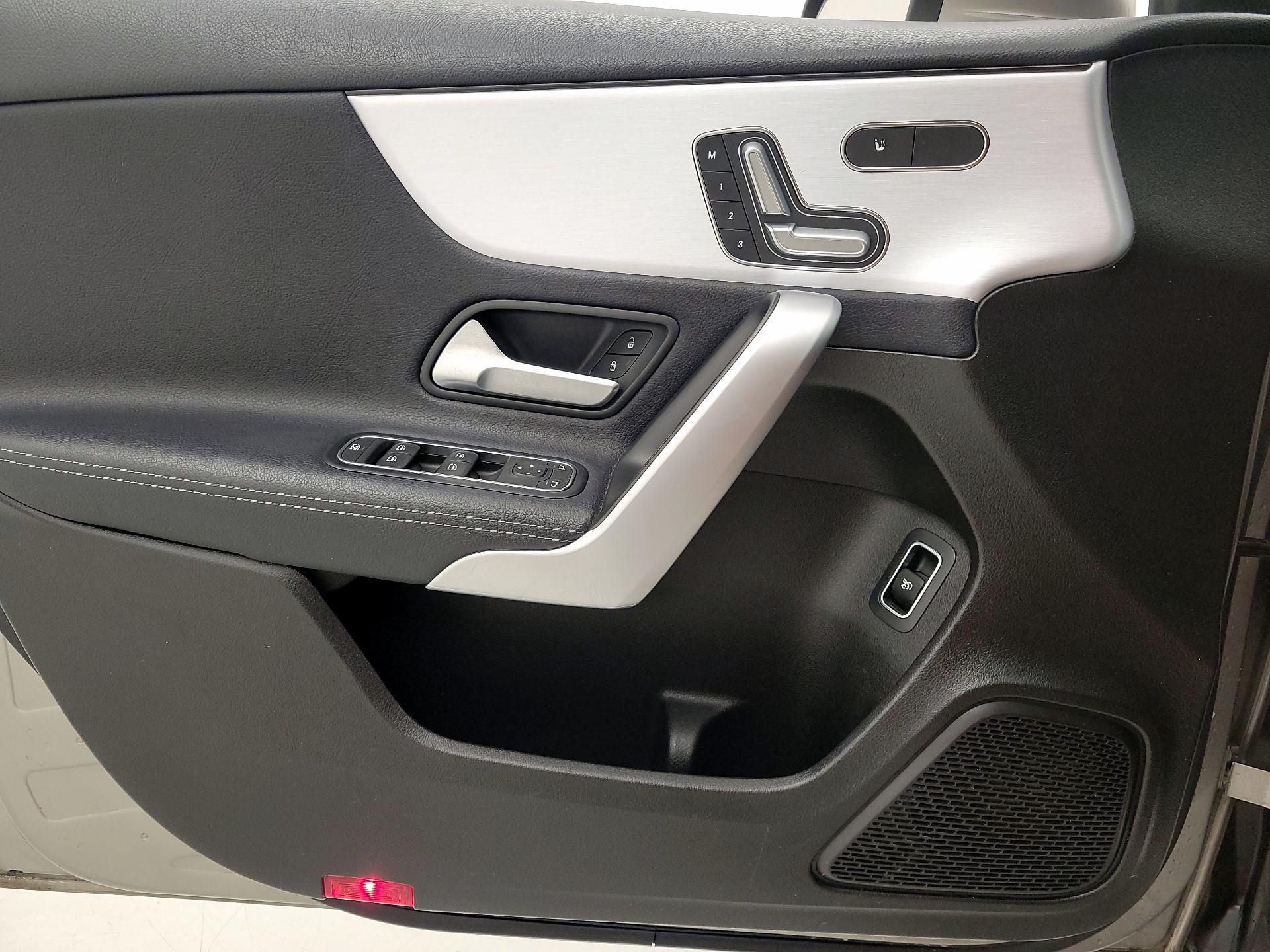 Thumbnail: 2019 Mercedes-Benz A-Class - 12