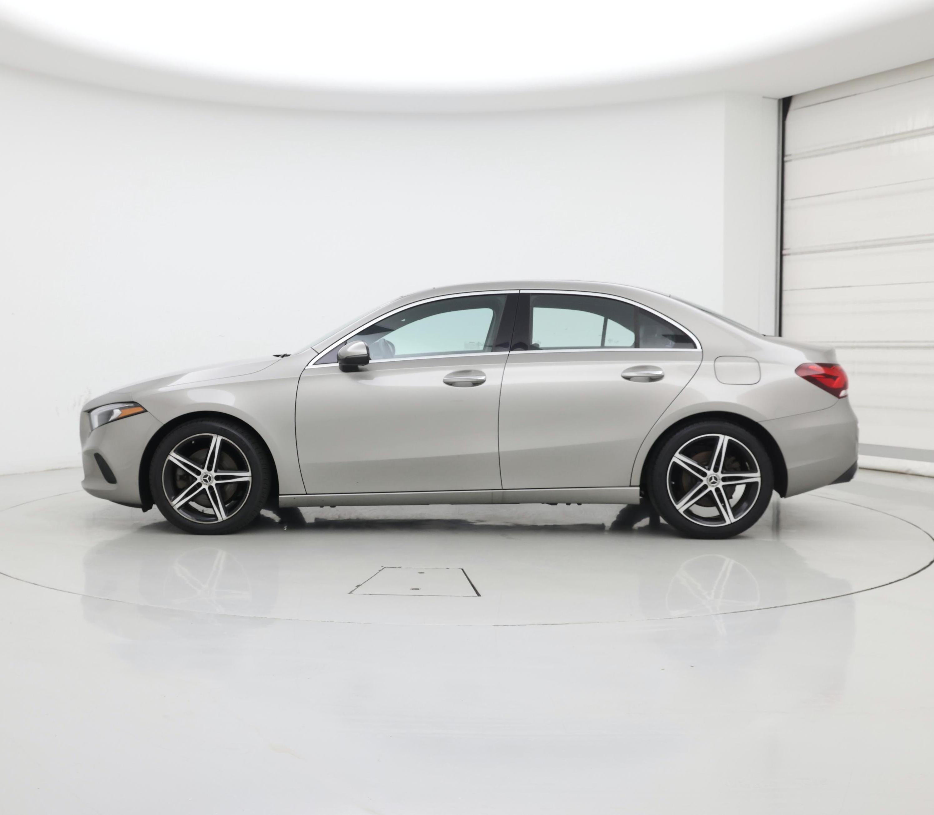 Thumbnail: 2019 Mercedes-Benz A-Class - 3