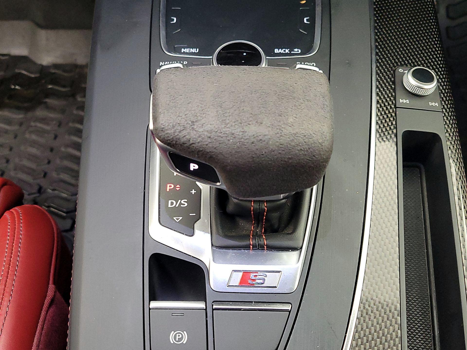 Thumbnail: 2019 Audi SQ5 - 18