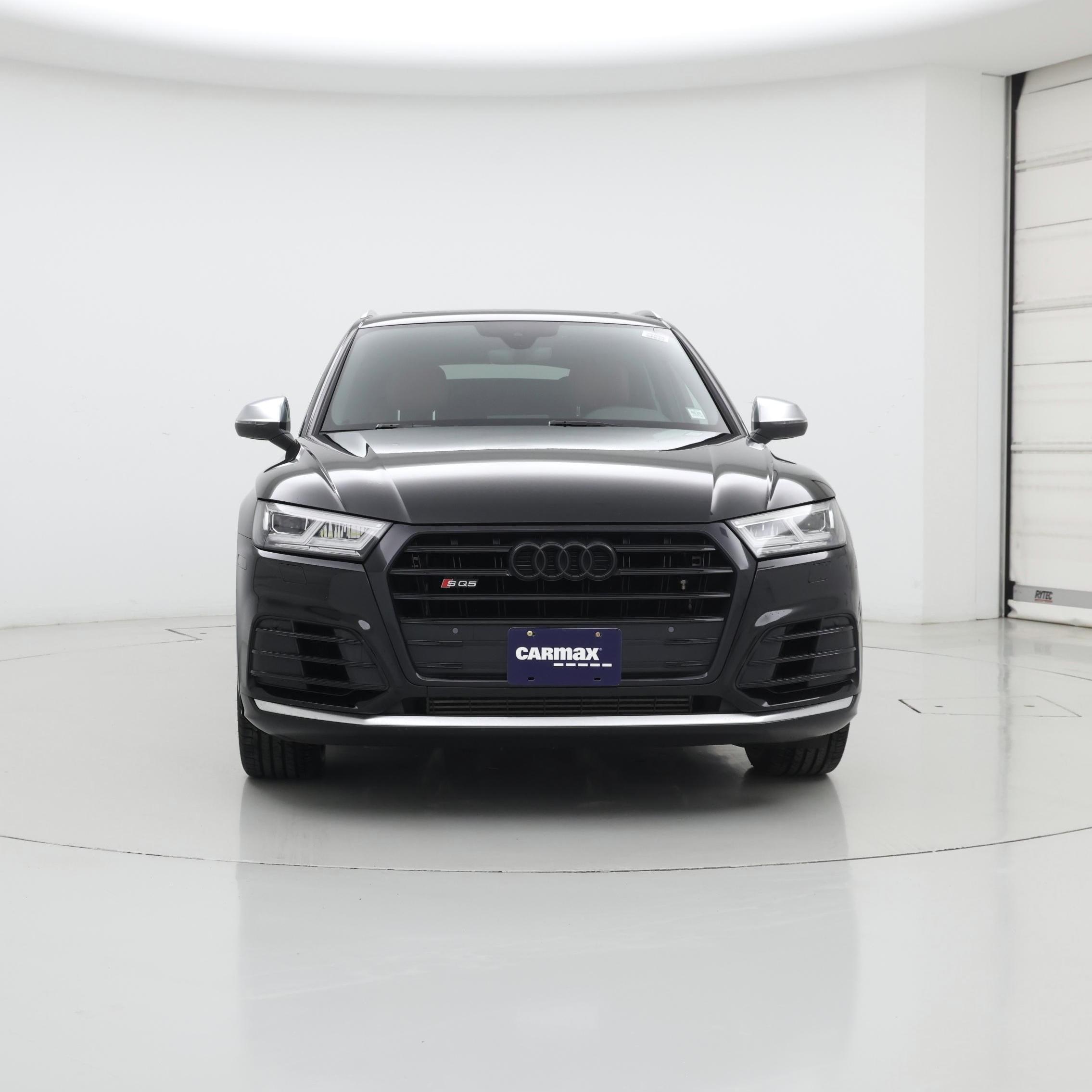 Thumbnail: 2019 Audi SQ5 - 5