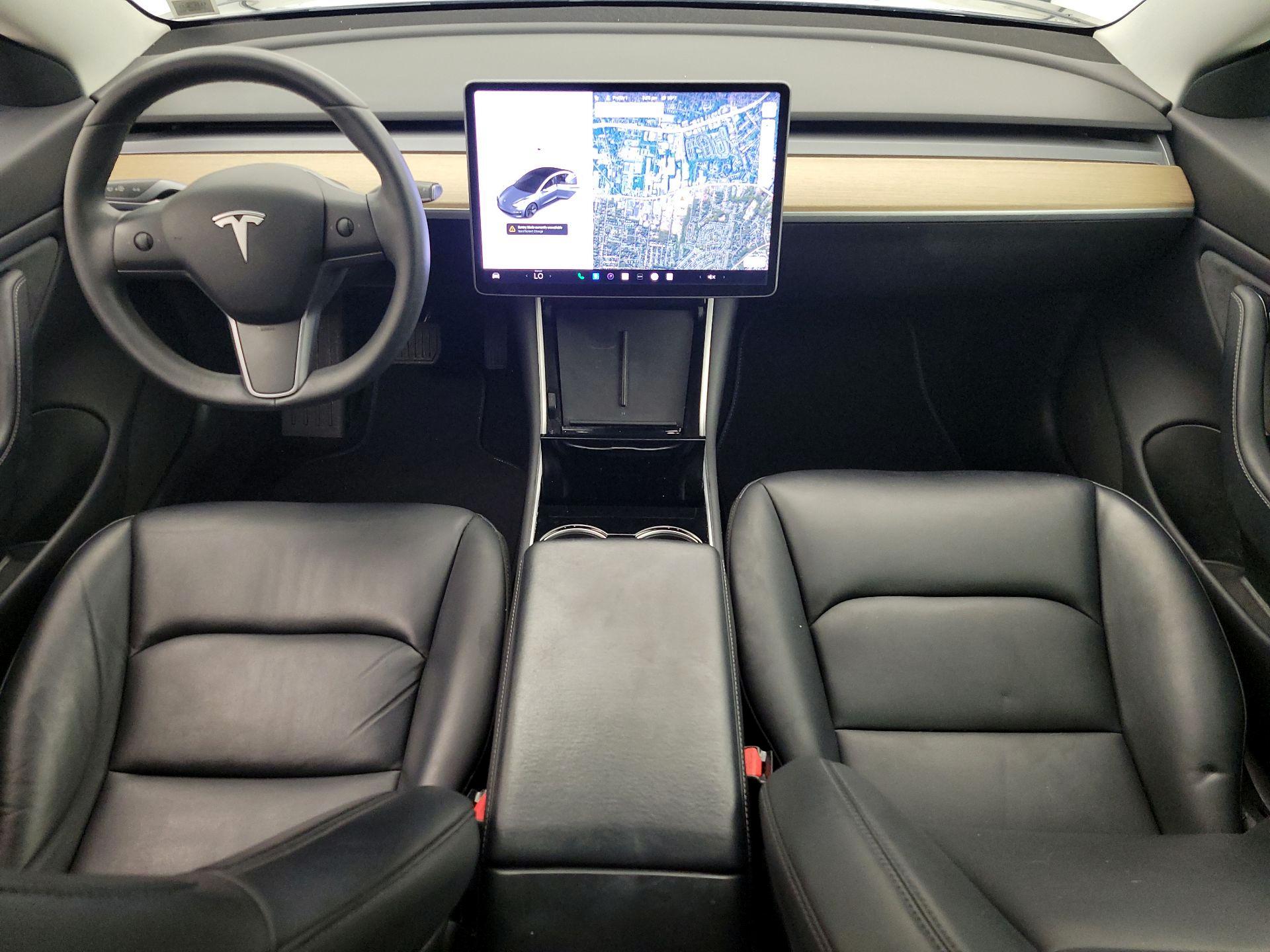 Thumbnail: 2019 Tesla Model 3 - 9