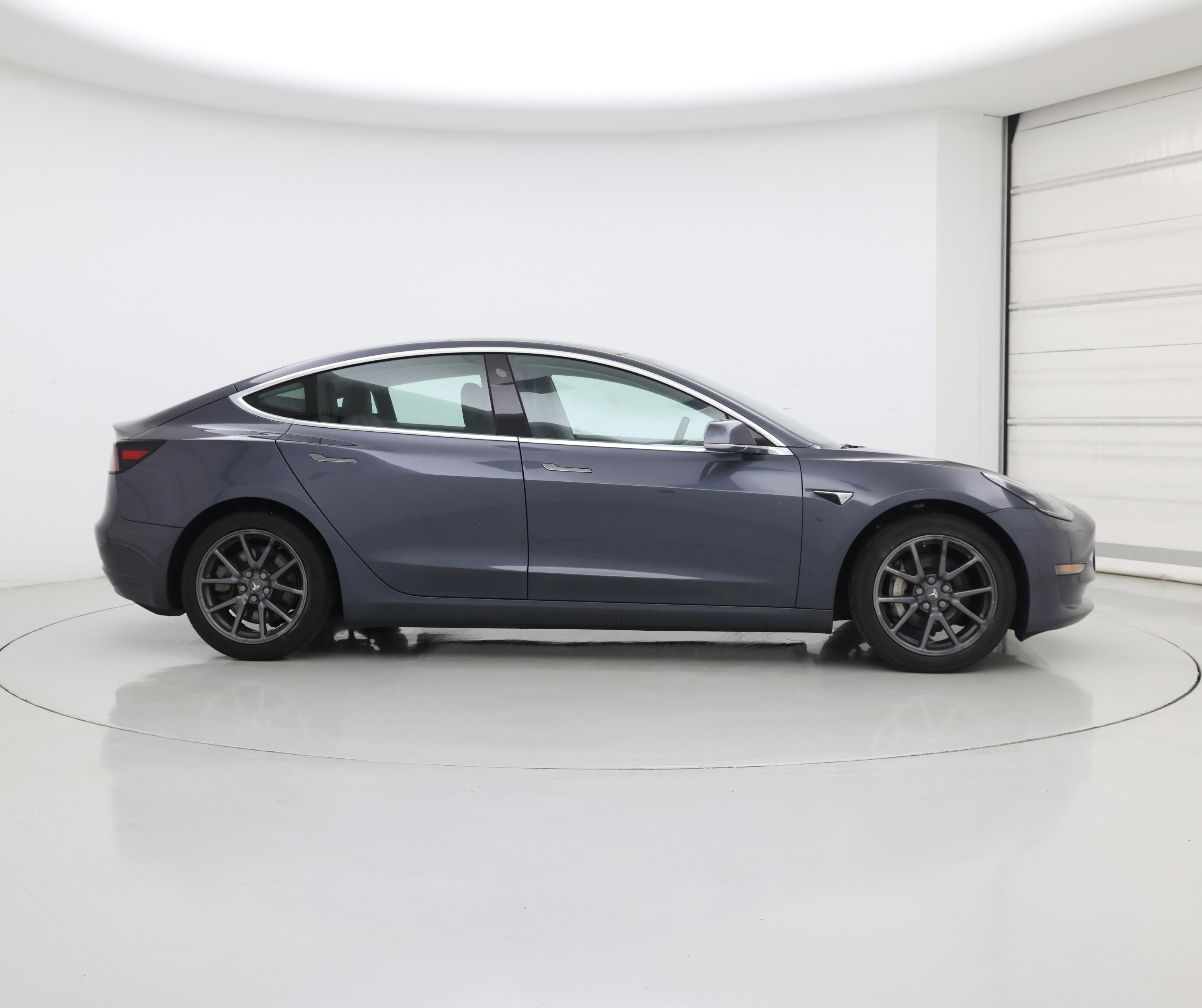 Thumbnail: 2019 Tesla Model 3 - 7