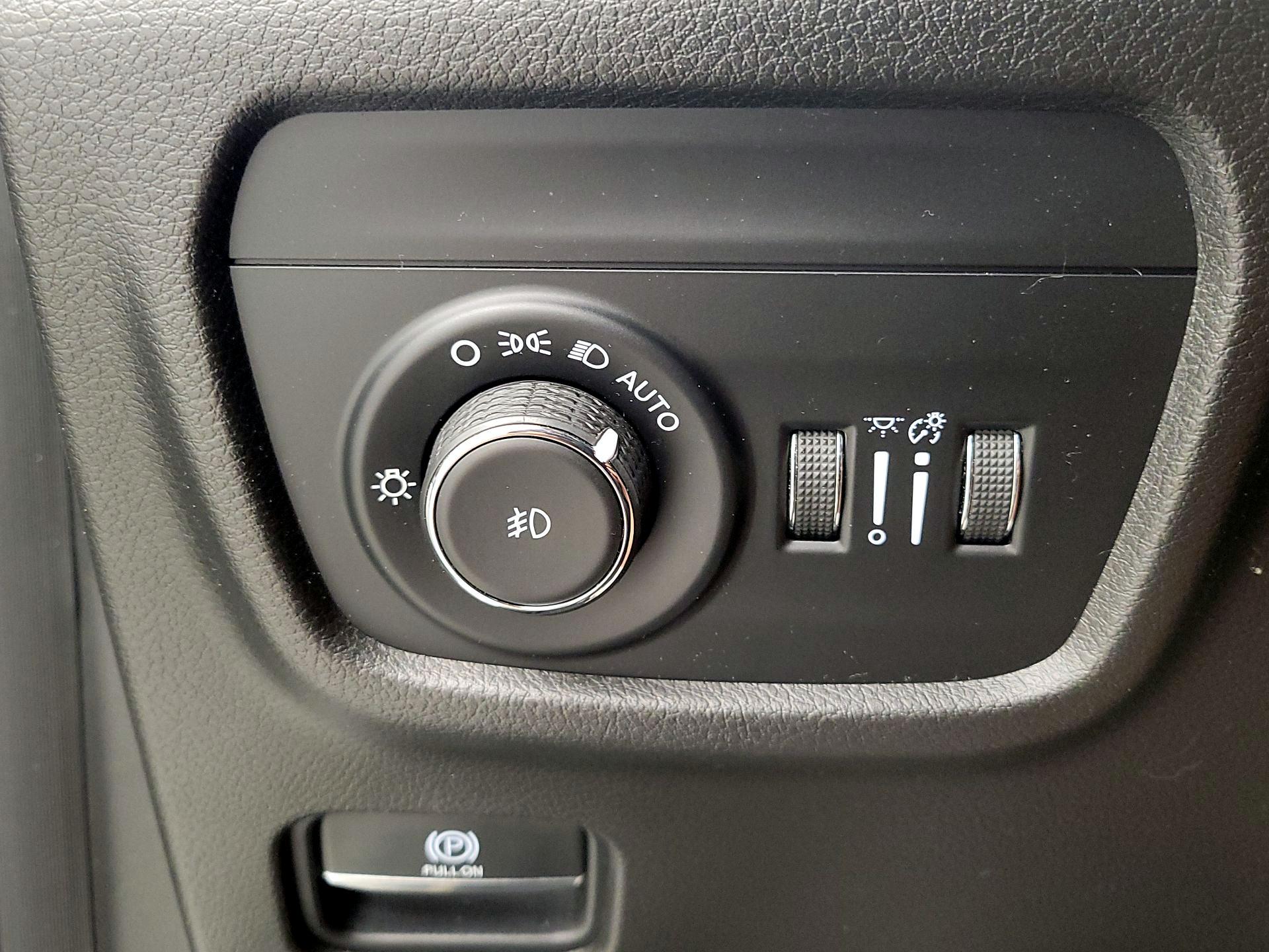 Thumbnail: 2021 Jeep Grand Cherokee L - 13