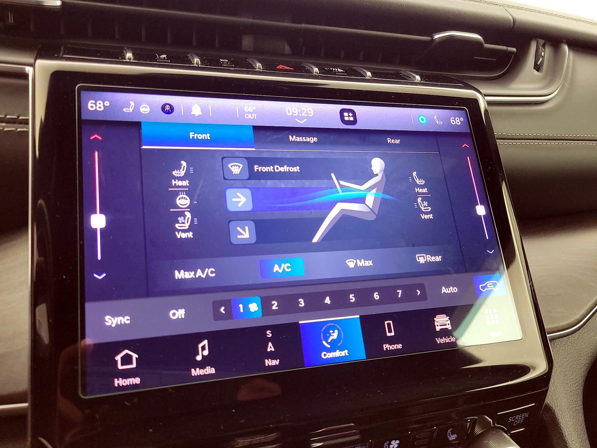 Thumbnail: 2021 Jeep Grand Cherokee L - 17