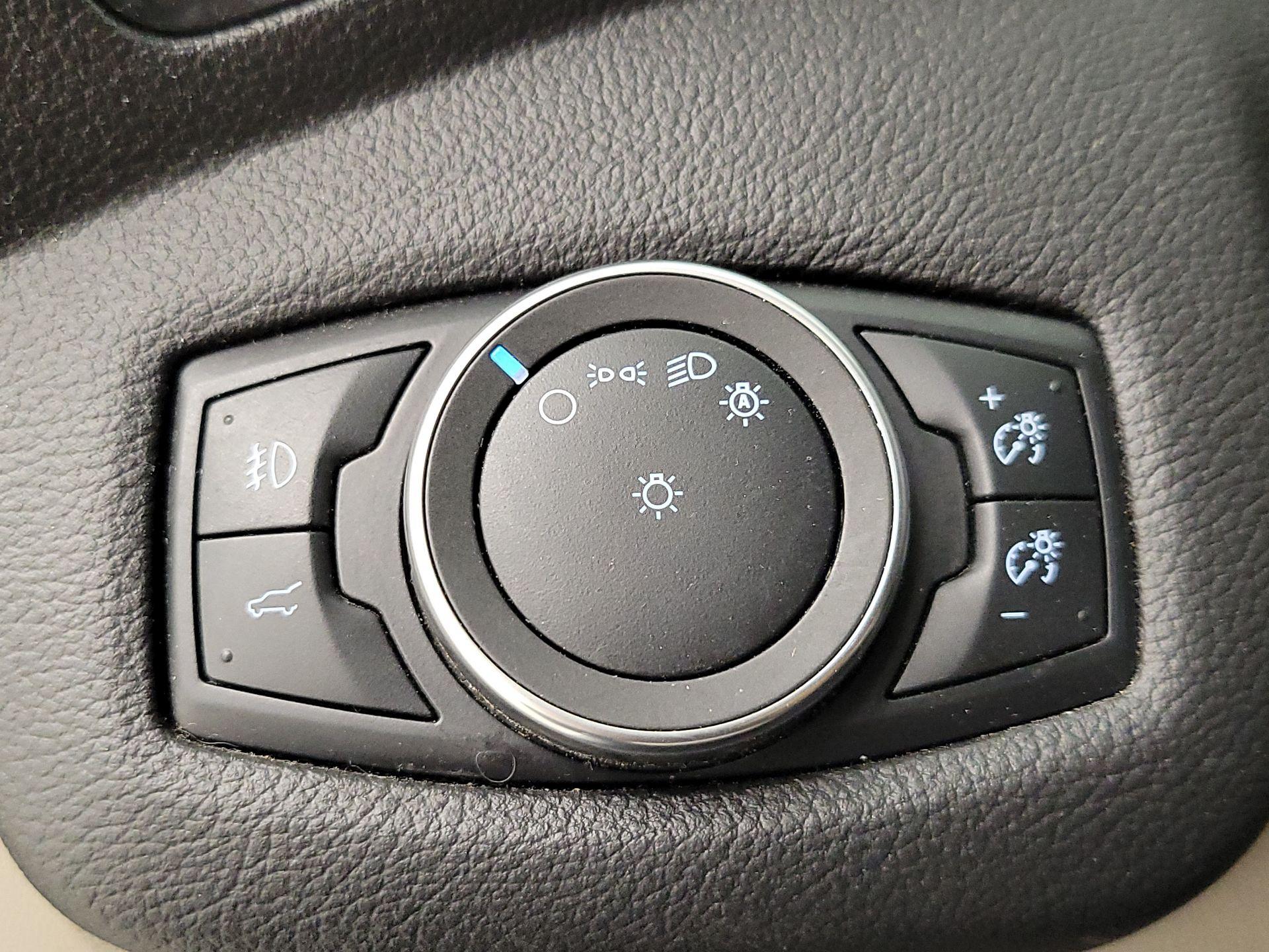 Thumbnail: 2019 Ford Escape - 13