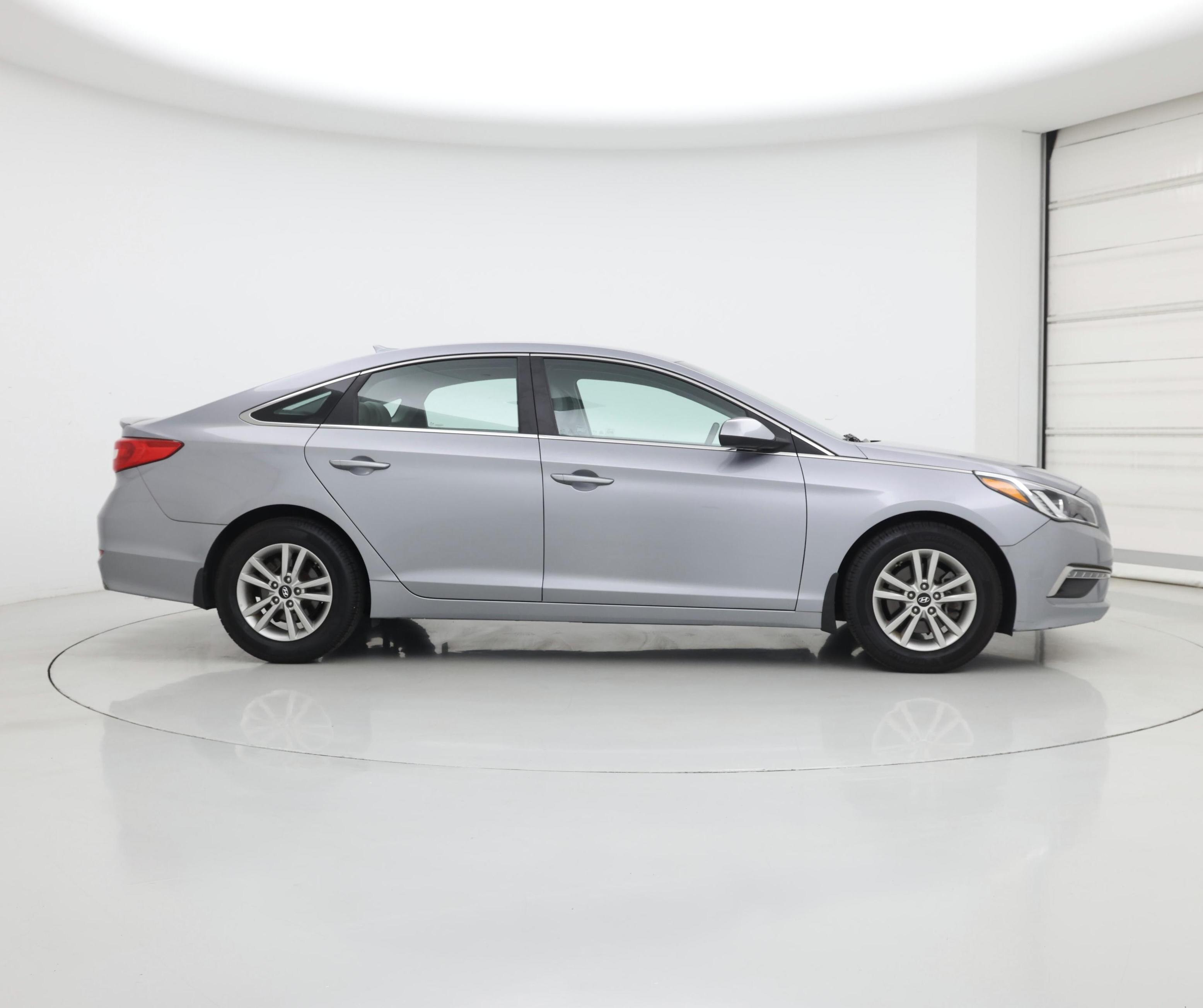 Thumbnail: 2015 Hyundai Sonata - 7