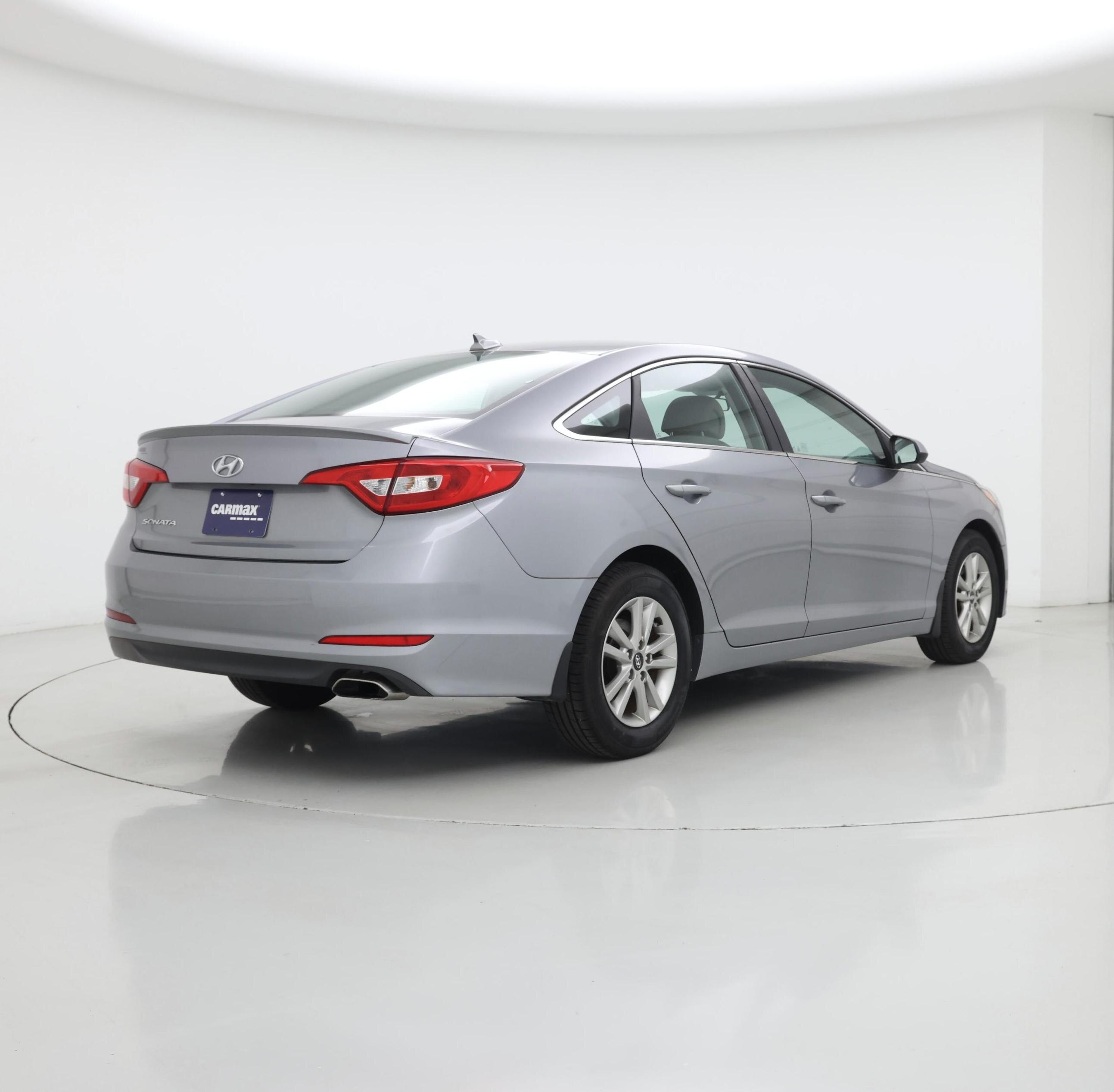 Thumbnail: 2015 Hyundai Sonata - 8