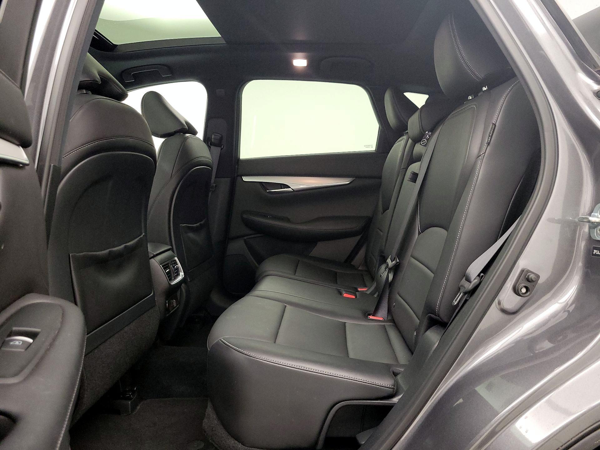 Thumbnail: 2021 INFINITI QX50 - 20
