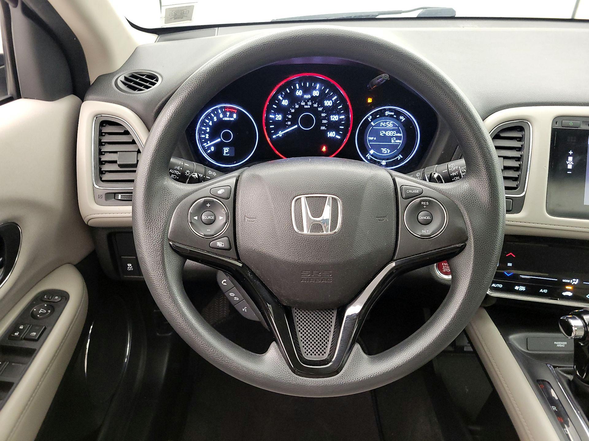 Thumbnail: 2016 Honda HR-V - 10