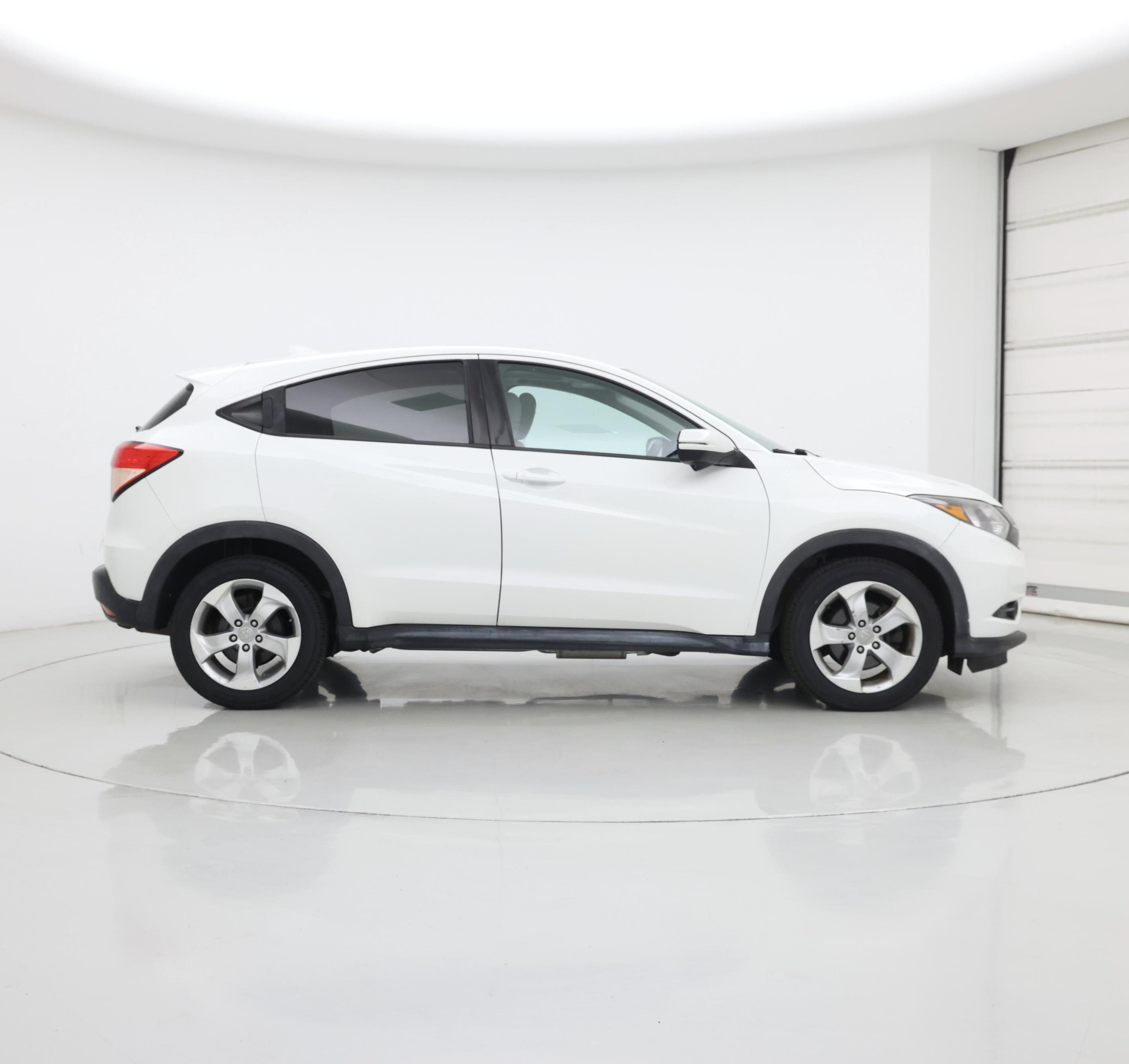 Thumbnail: 2016 Honda HR-V - 7