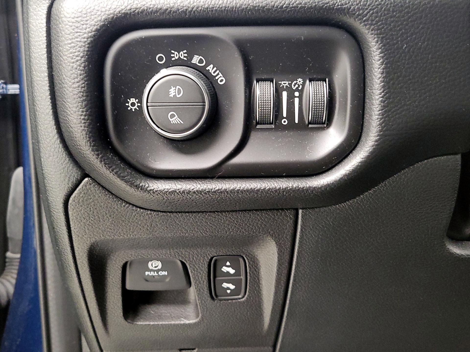 Thumbnail: 2022 RAM 1500 - 13