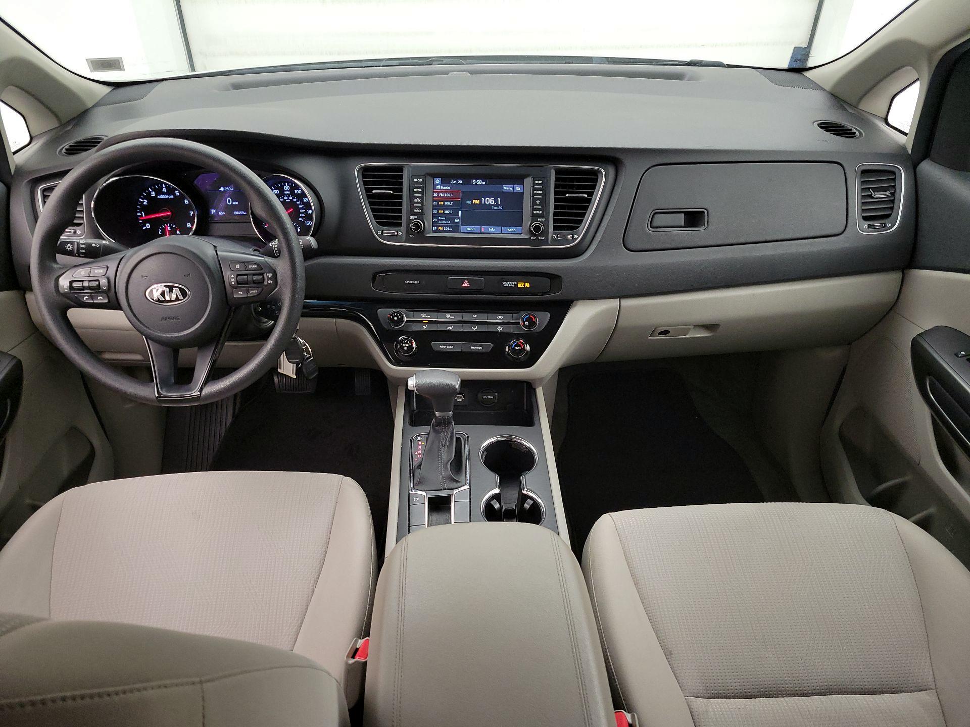 Thumbnail: 2020 Kia Sedona - 9
