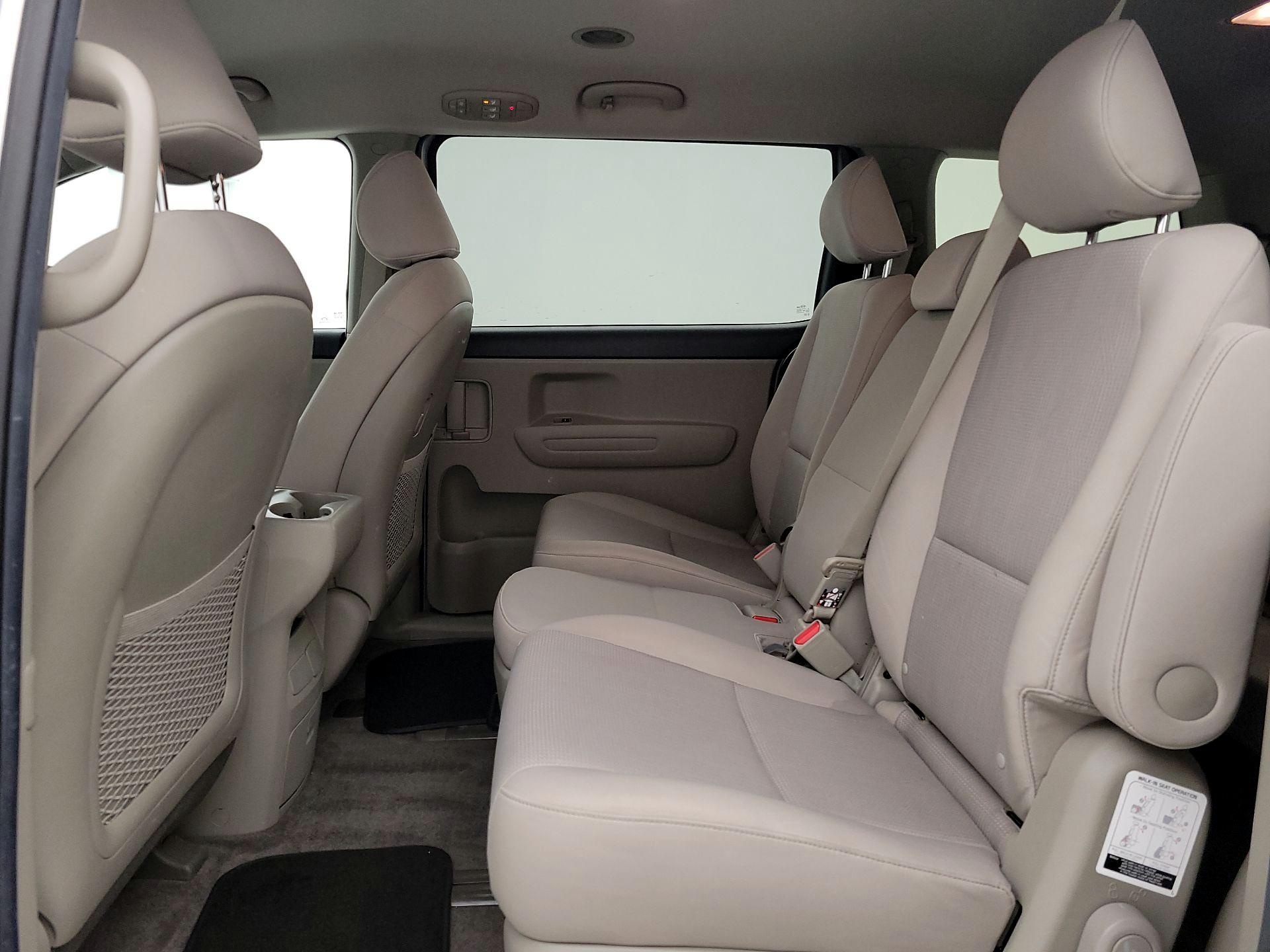 Thumbnail: 2020 Kia Sedona - 19