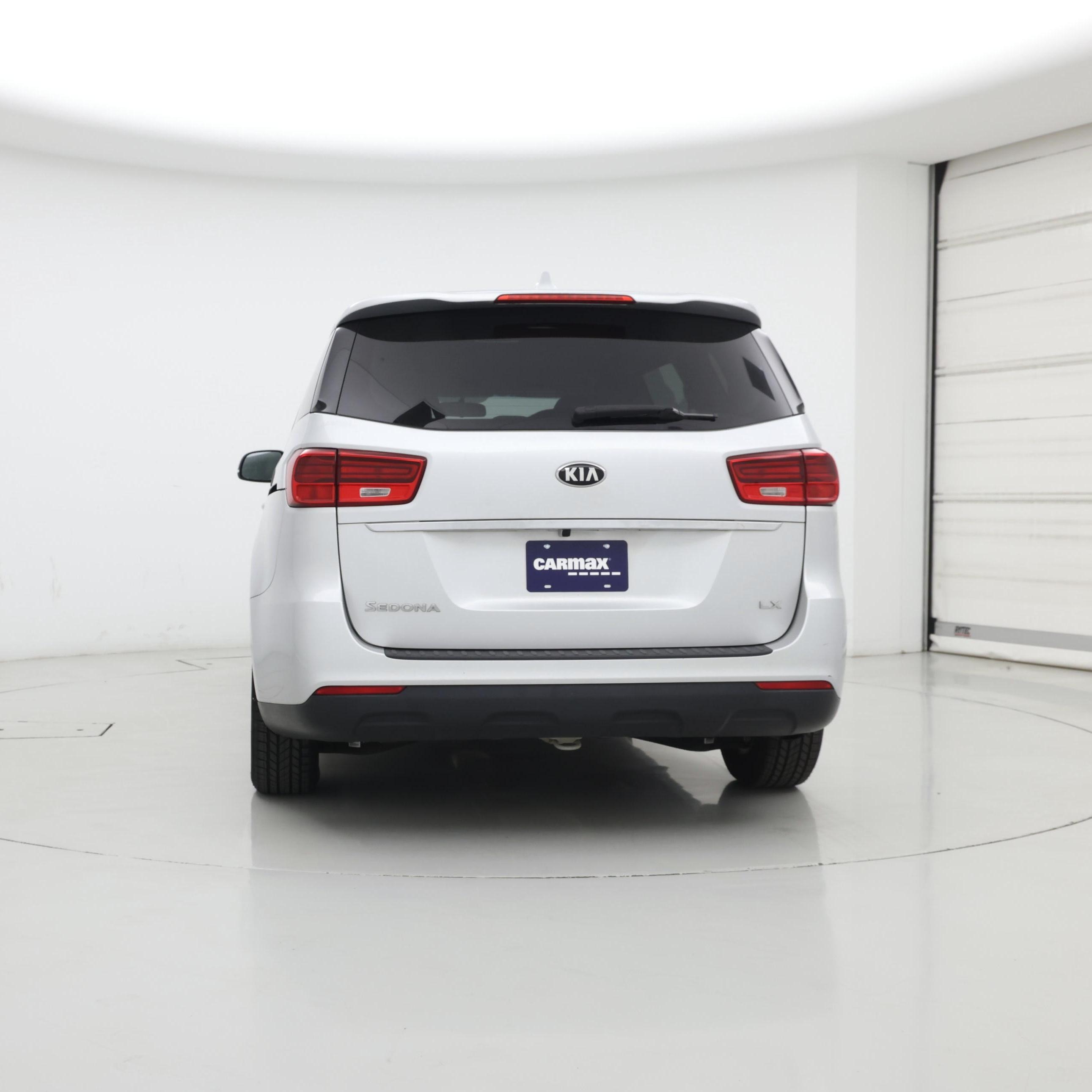 Thumbnail: 2020 Kia Sedona - 6