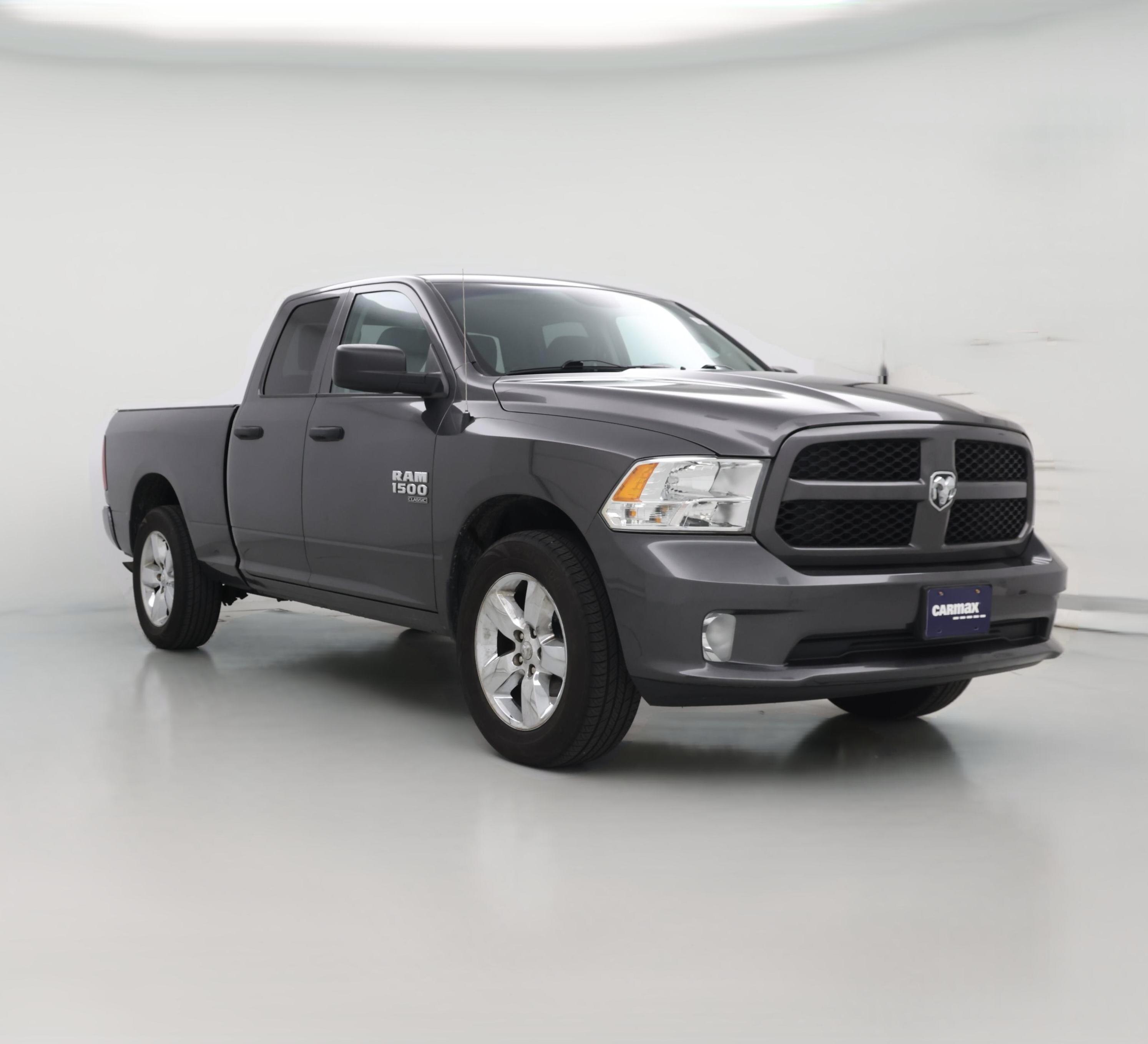 Thumbnail: 2019 RAM 1500 Classic - 1