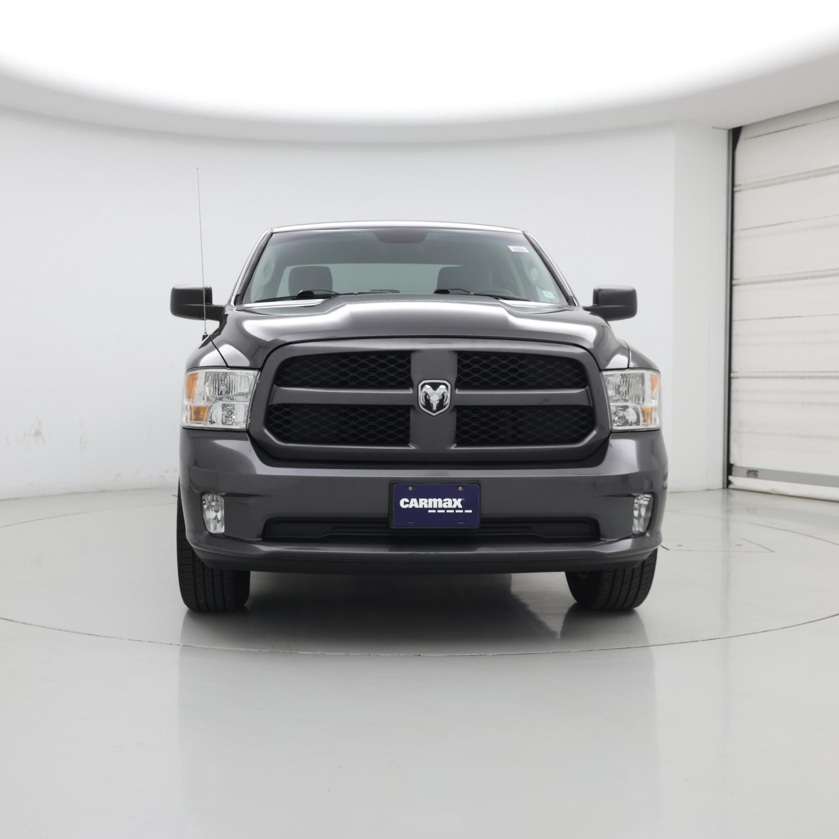 Thumbnail: 2019 RAM 1500 Classic - 5