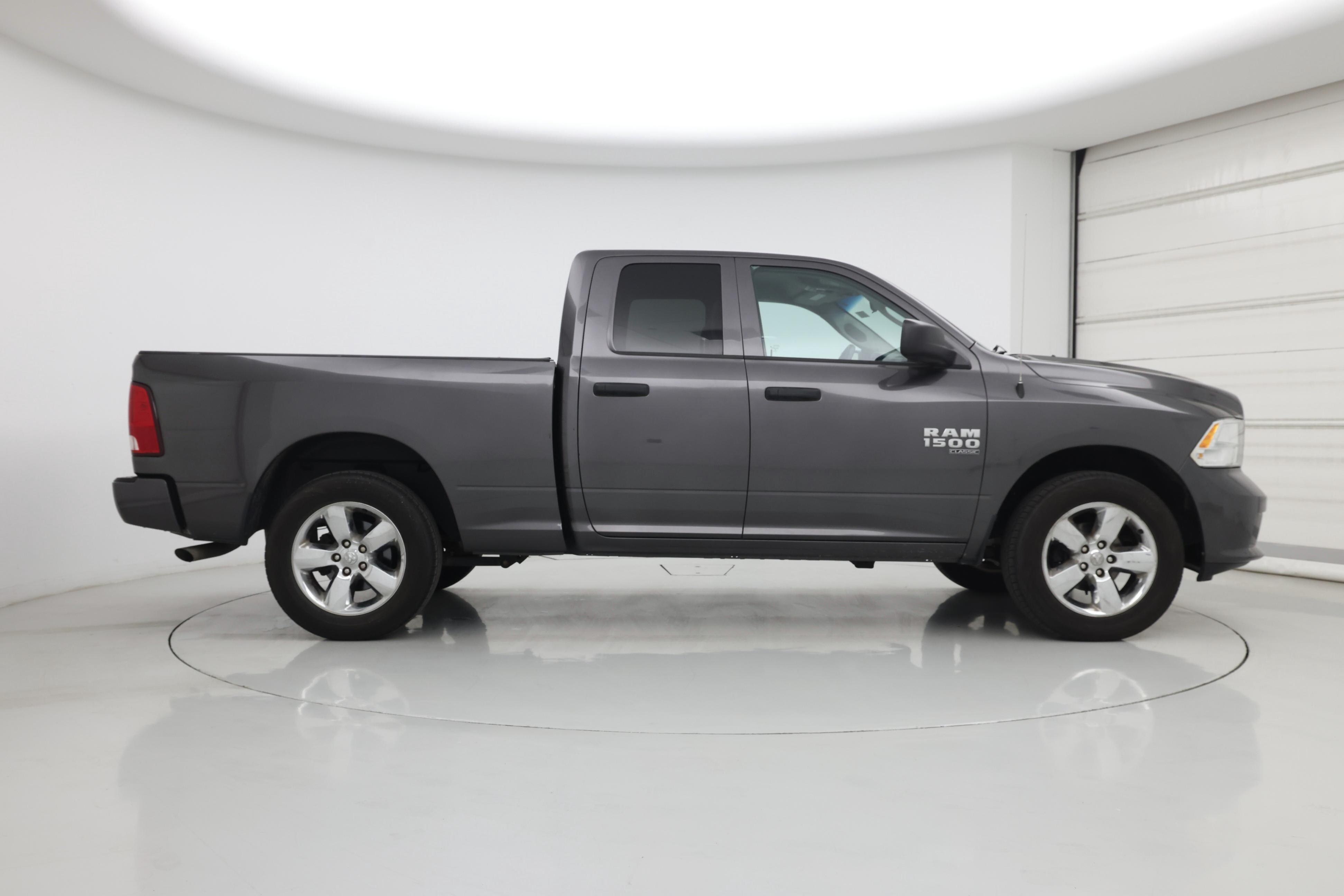 Thumbnail: 2019 RAM 1500 Classic - 7