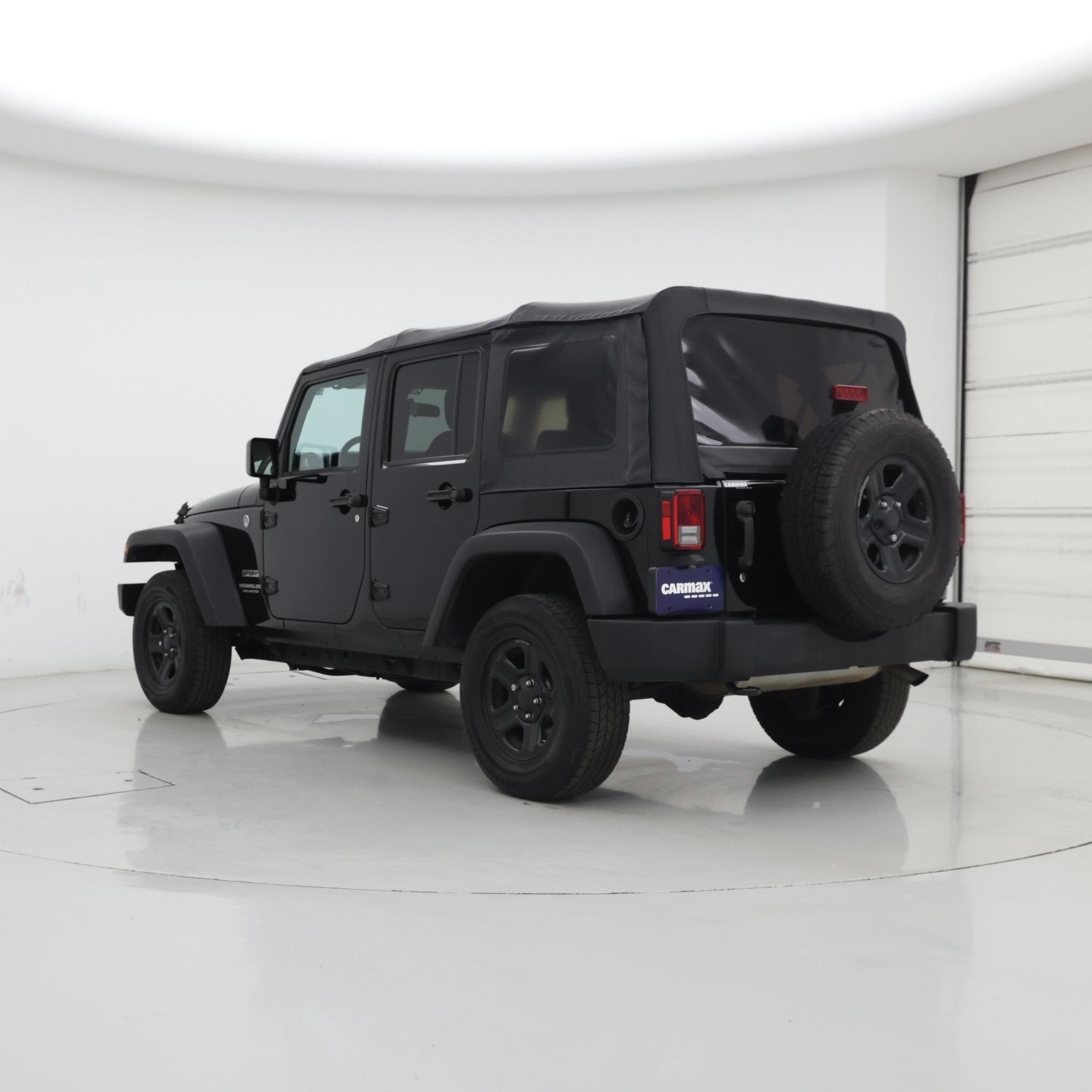 Thumbnail: 2016 Jeep Wrangler - 2