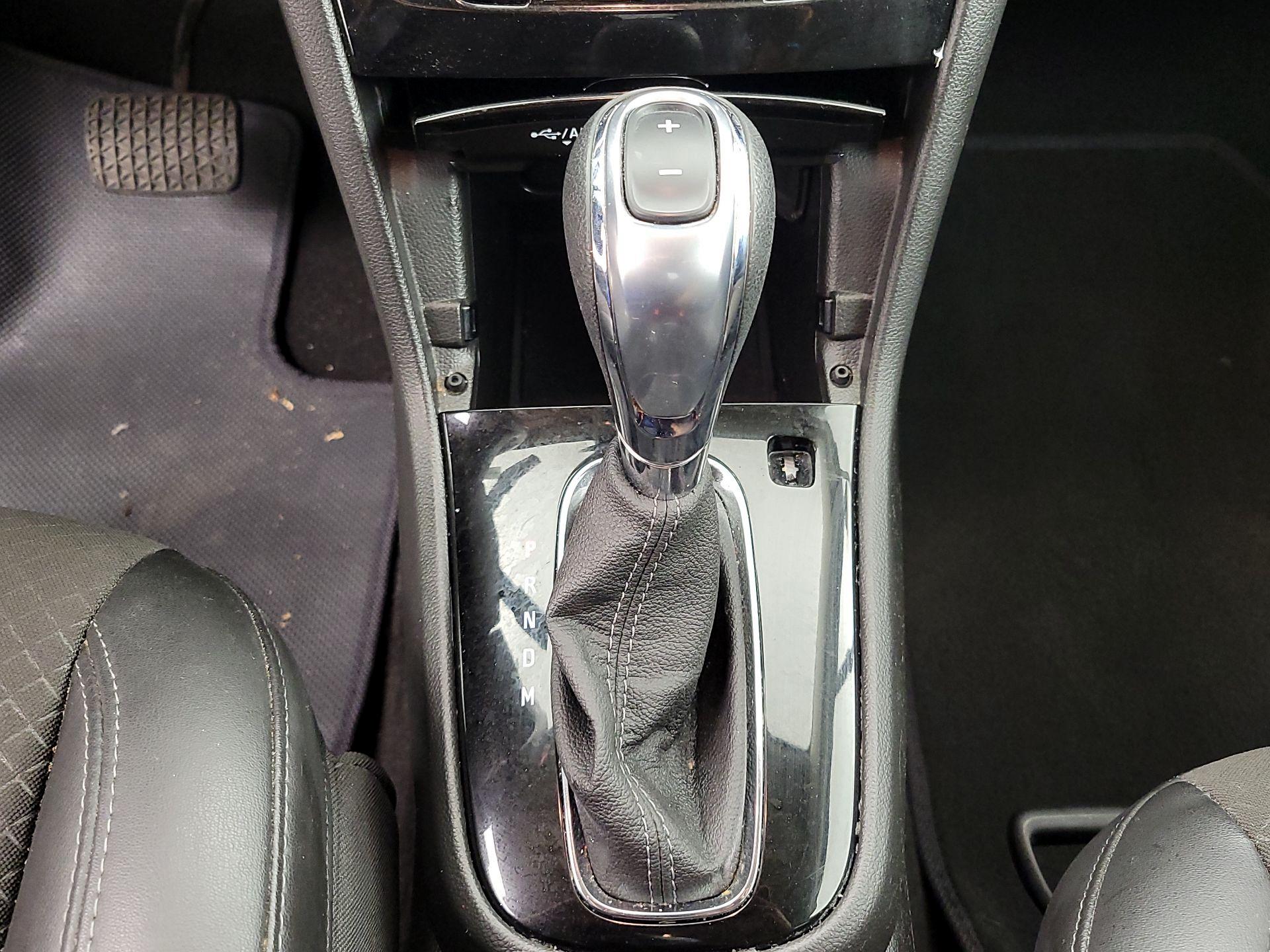 Thumbnail: 2019 Buick Encore - 17