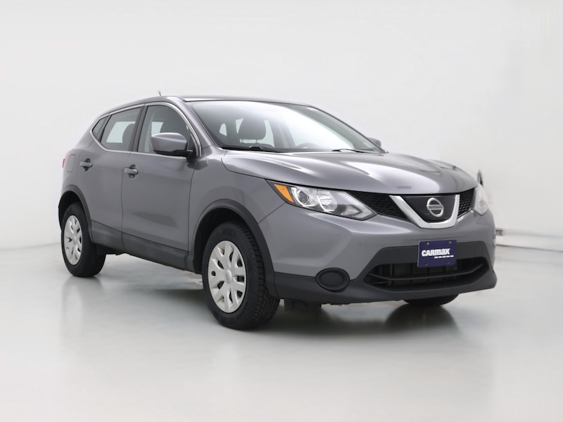 2019 Nissan Rogue Sport S -
                  Saint James, NY
