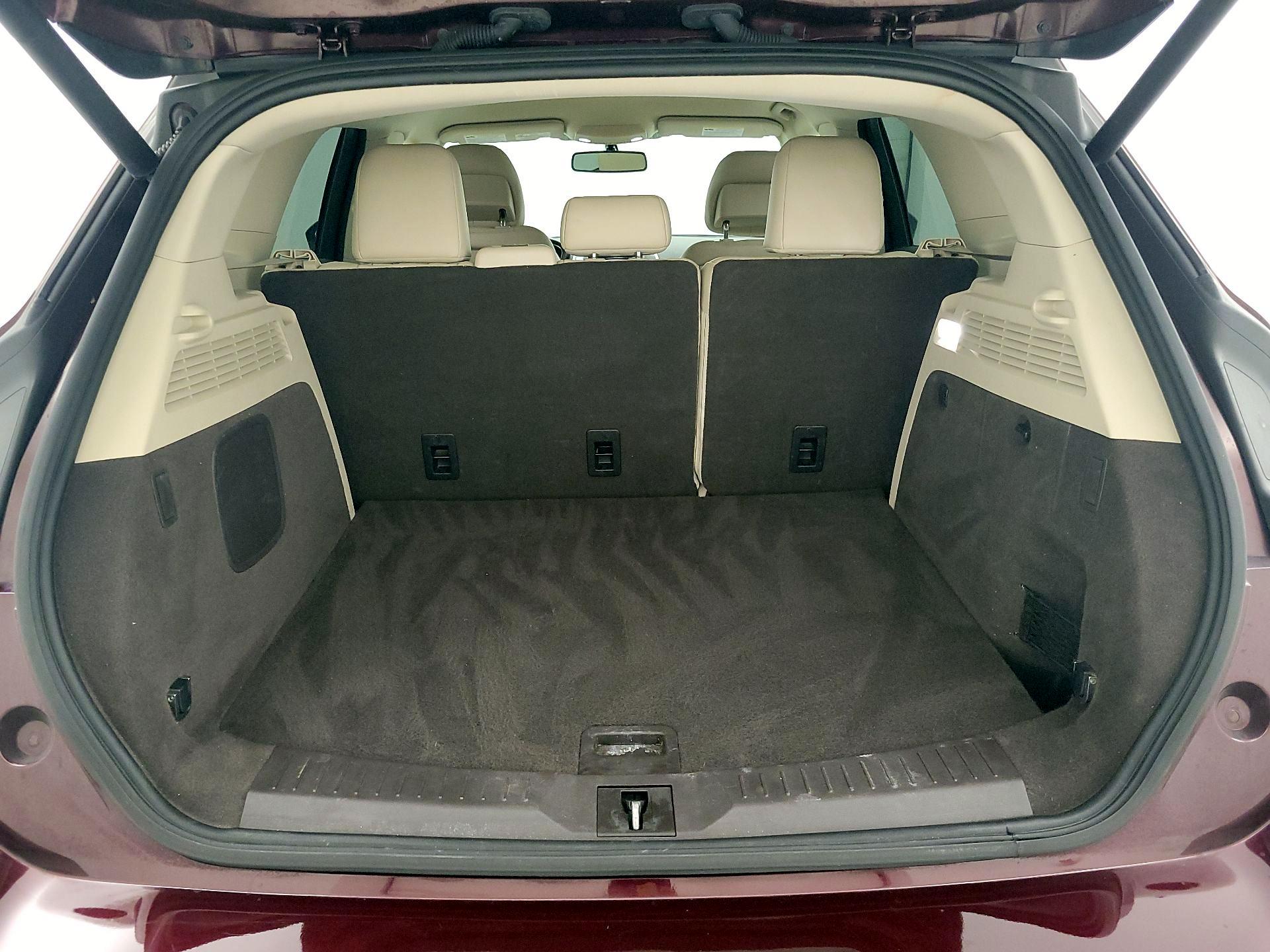 Thumbnail: 2019 Lincoln MKC - 20