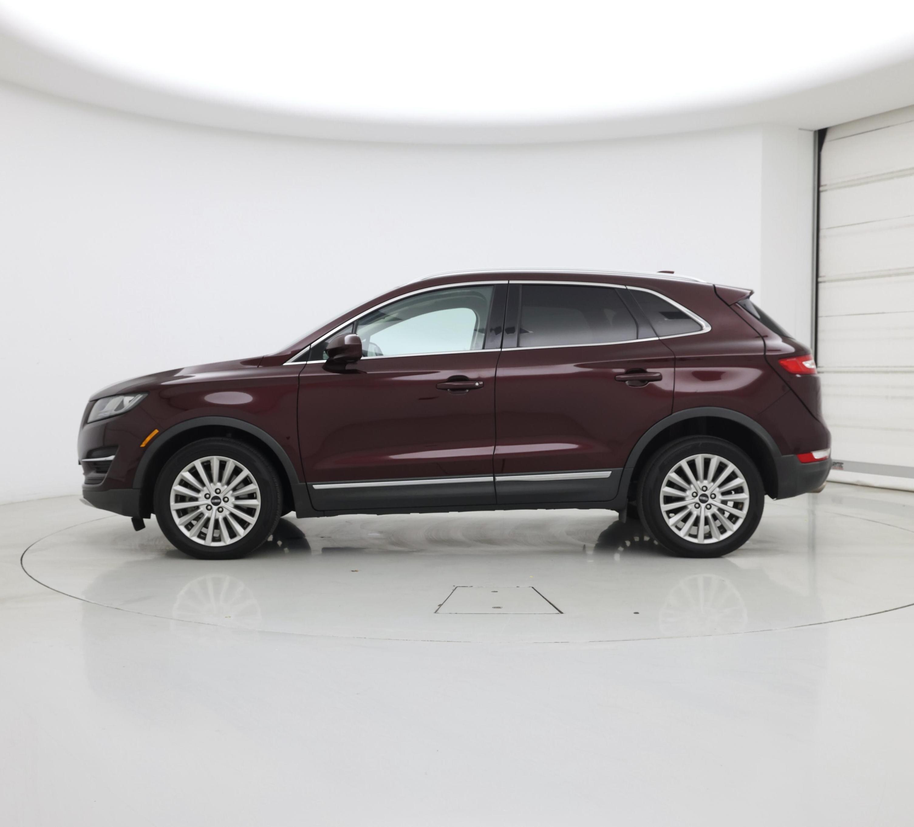 Thumbnail: 2019 Lincoln MKC - 3