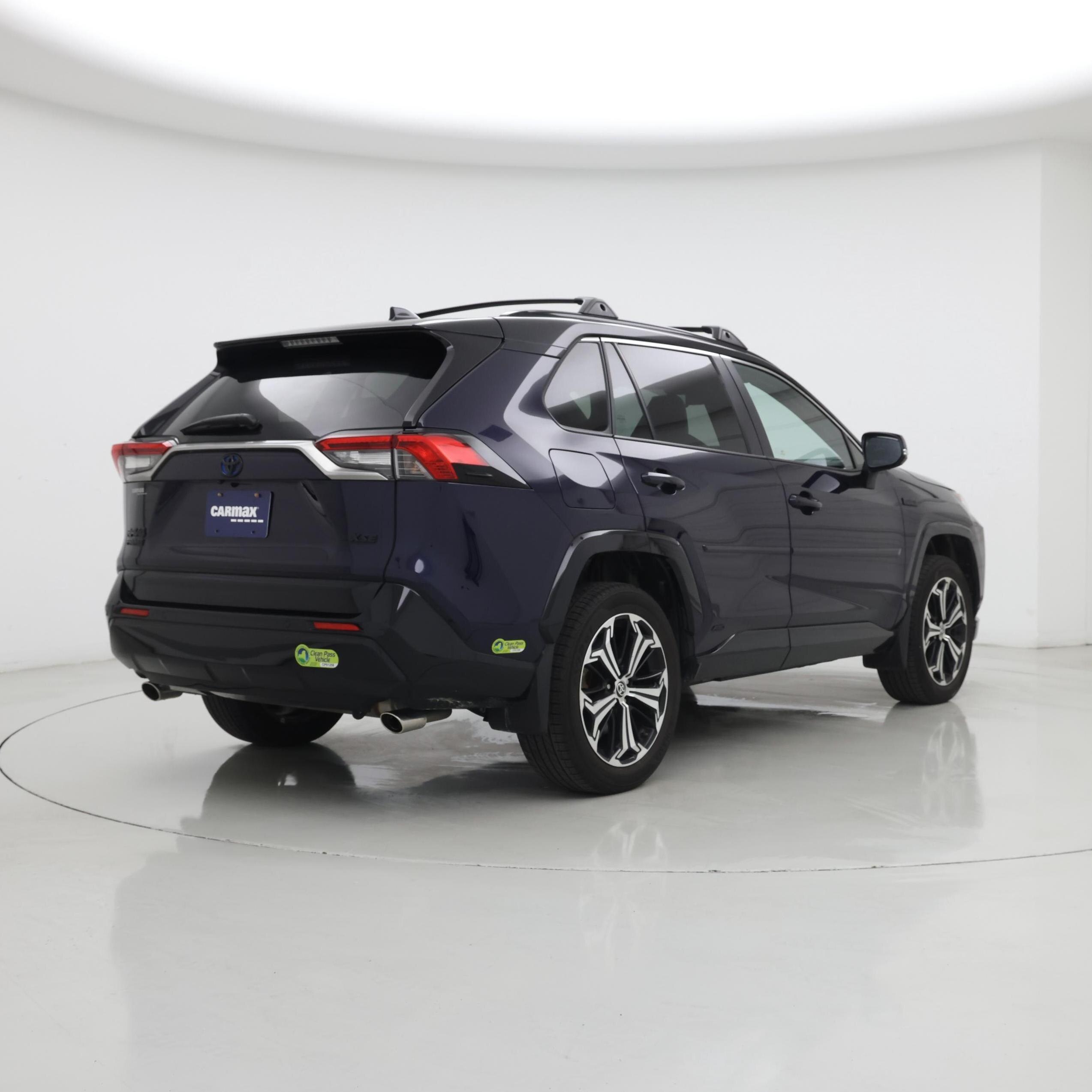 Thumbnail: 2022 Toyota RAV4 - 8