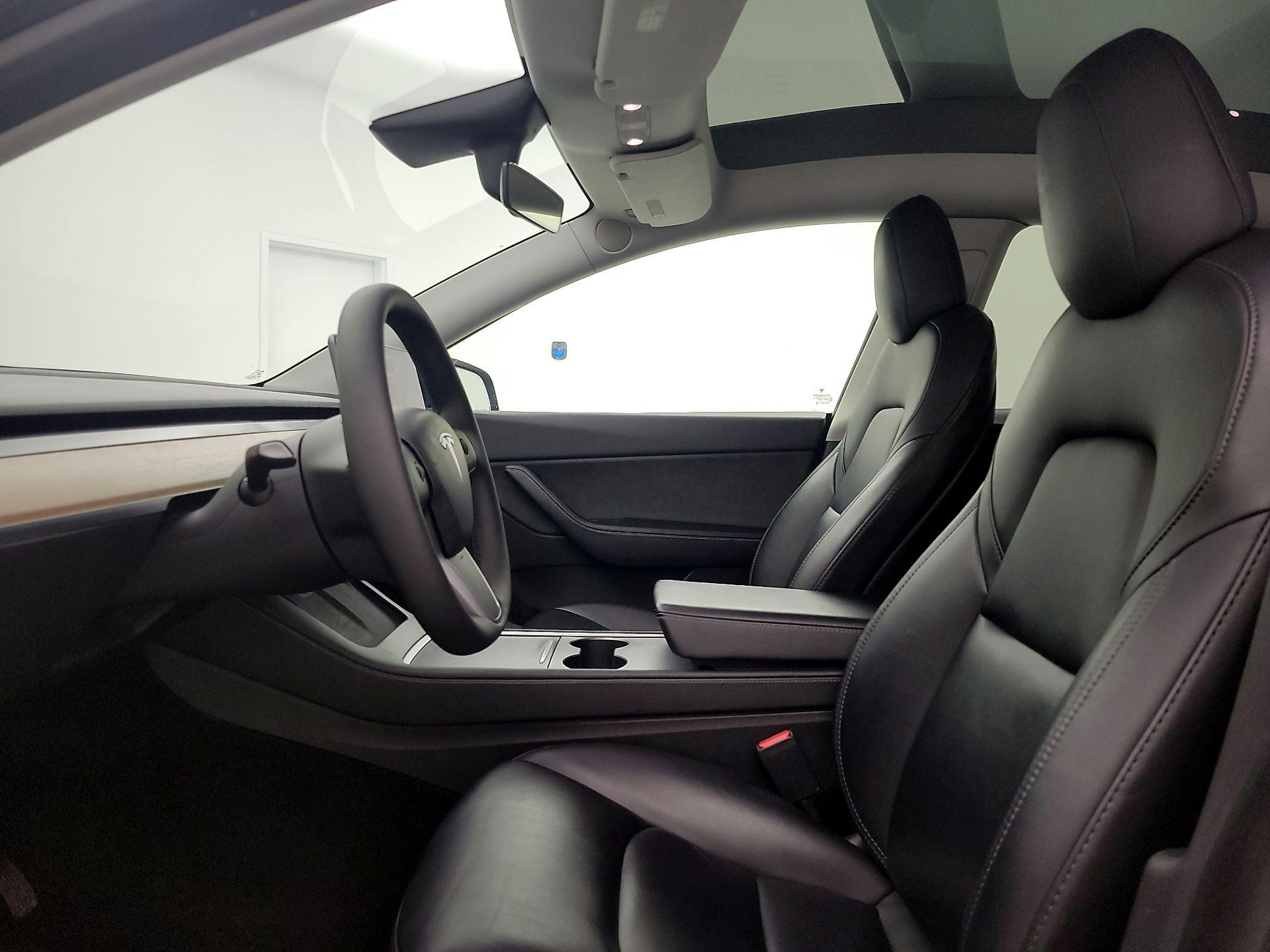 Thumbnail: 2021 Tesla Model Y - 11