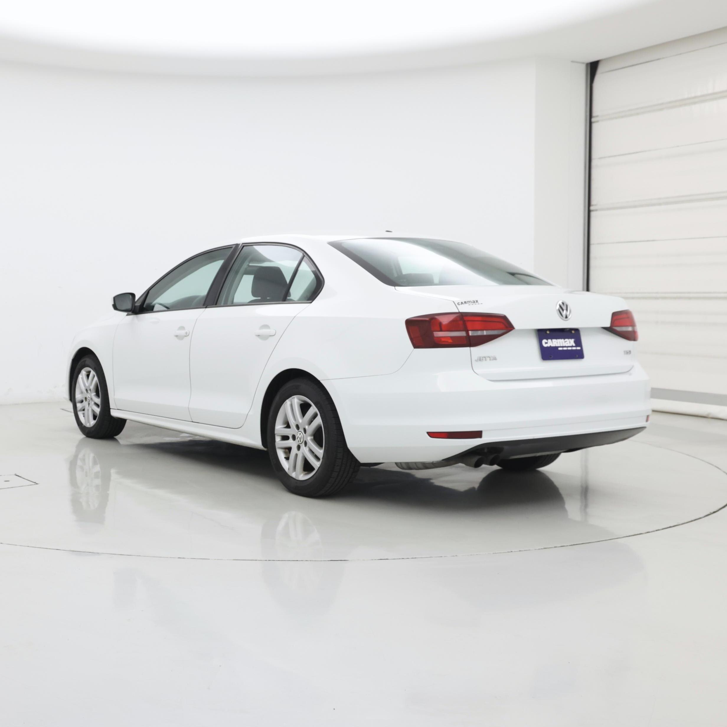 Thumbnail: 2018 Volkswagen Jetta - 2