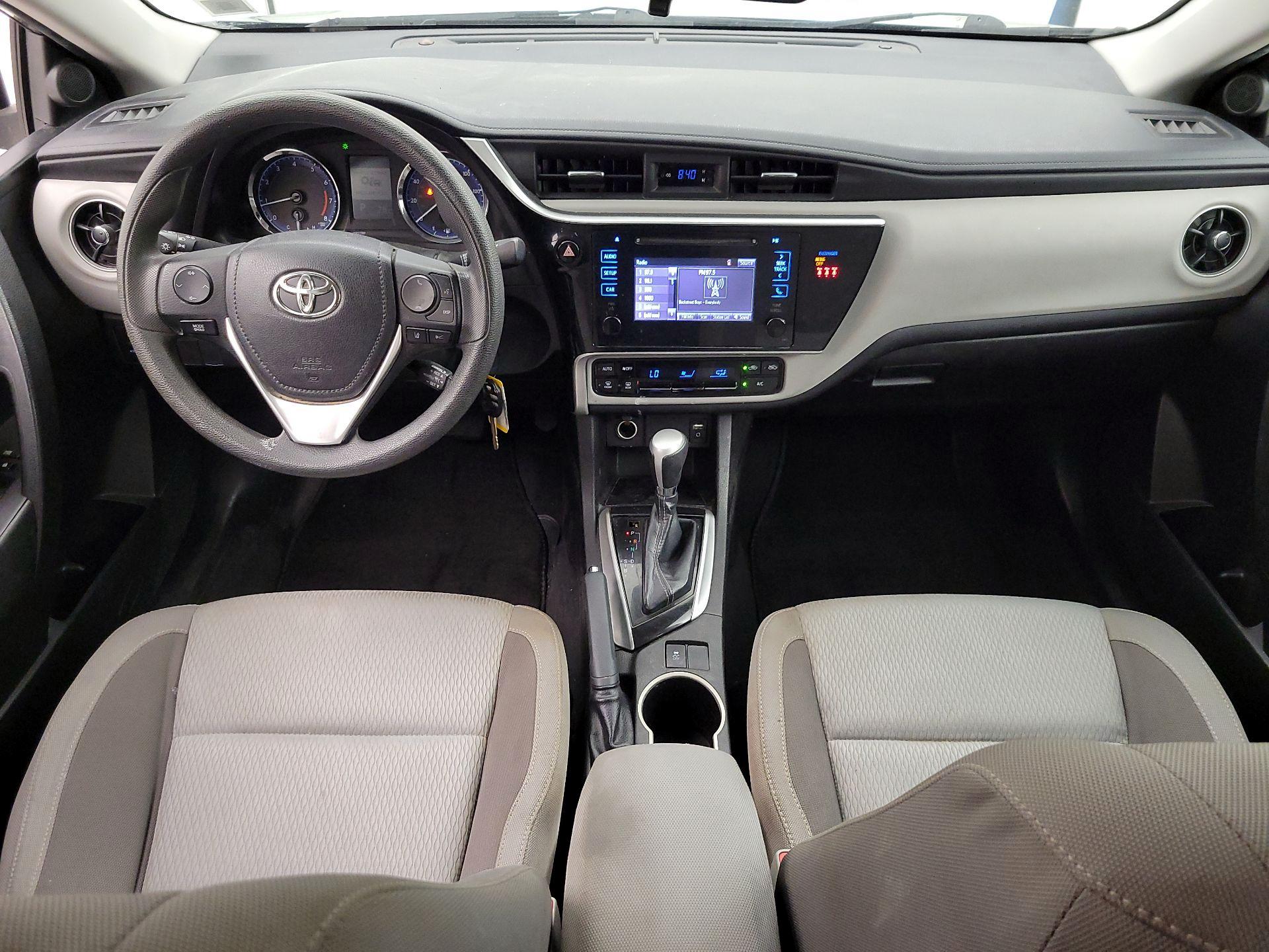 Thumbnail: 2018 Toyota Corolla - 9
