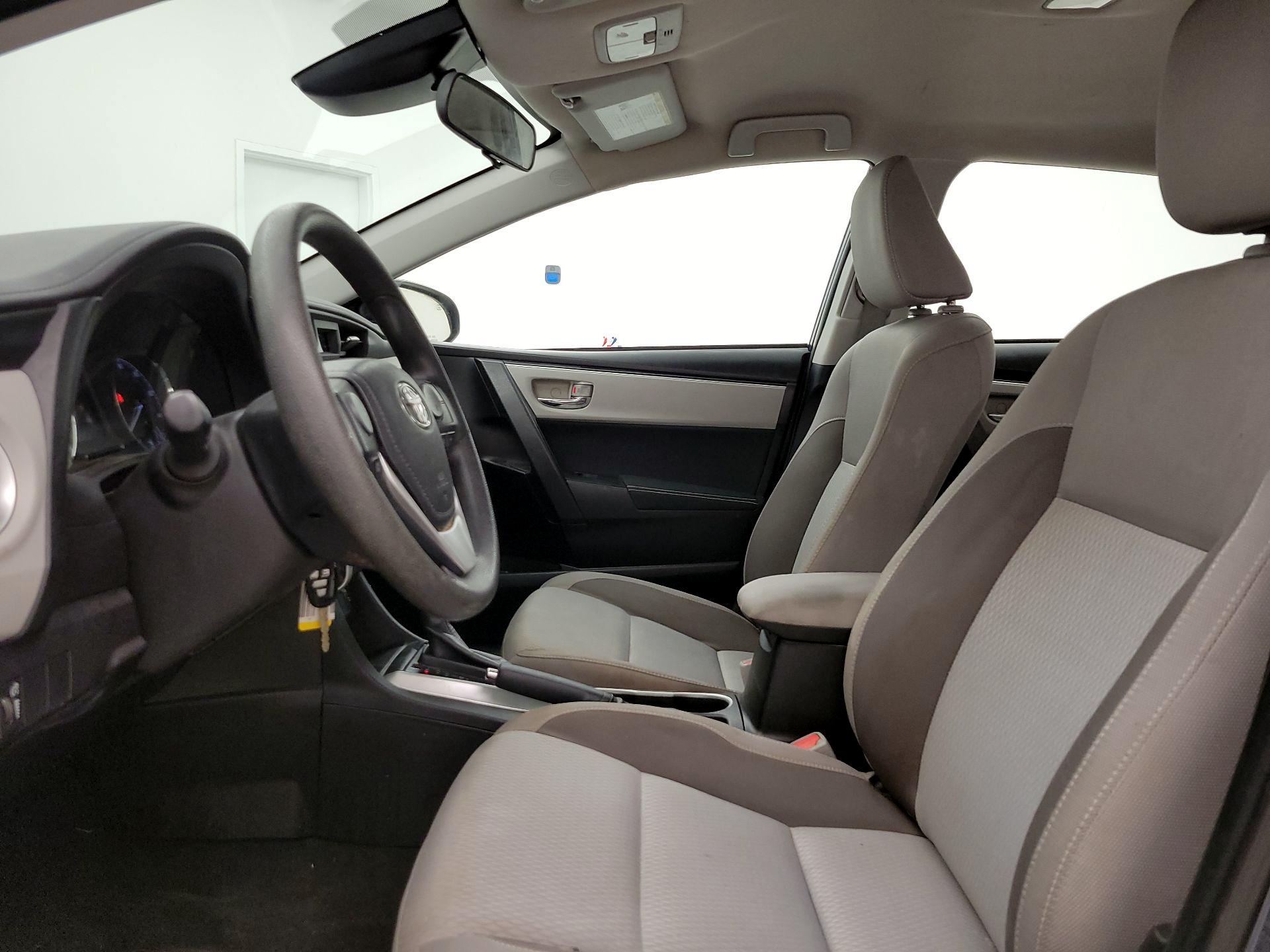 Thumbnail: 2018 Toyota Corolla - 11