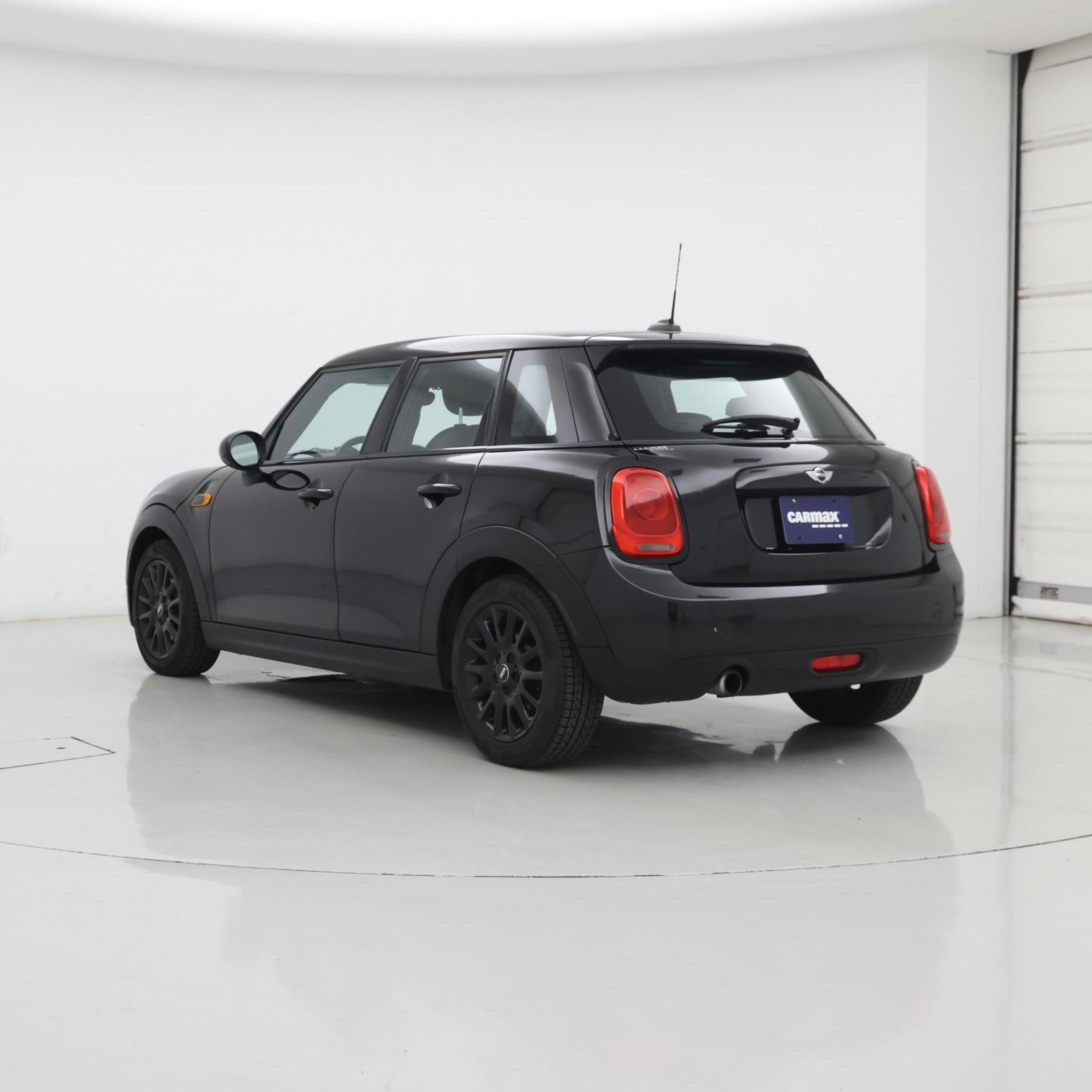 Thumbnail: 2015 MINI Cooper Hardtop - 2