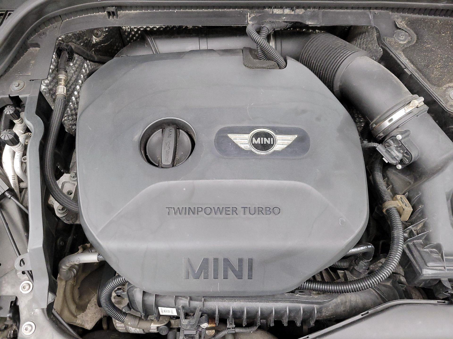 Thumbnail: 2015 MINI Cooper Hardtop - 20
