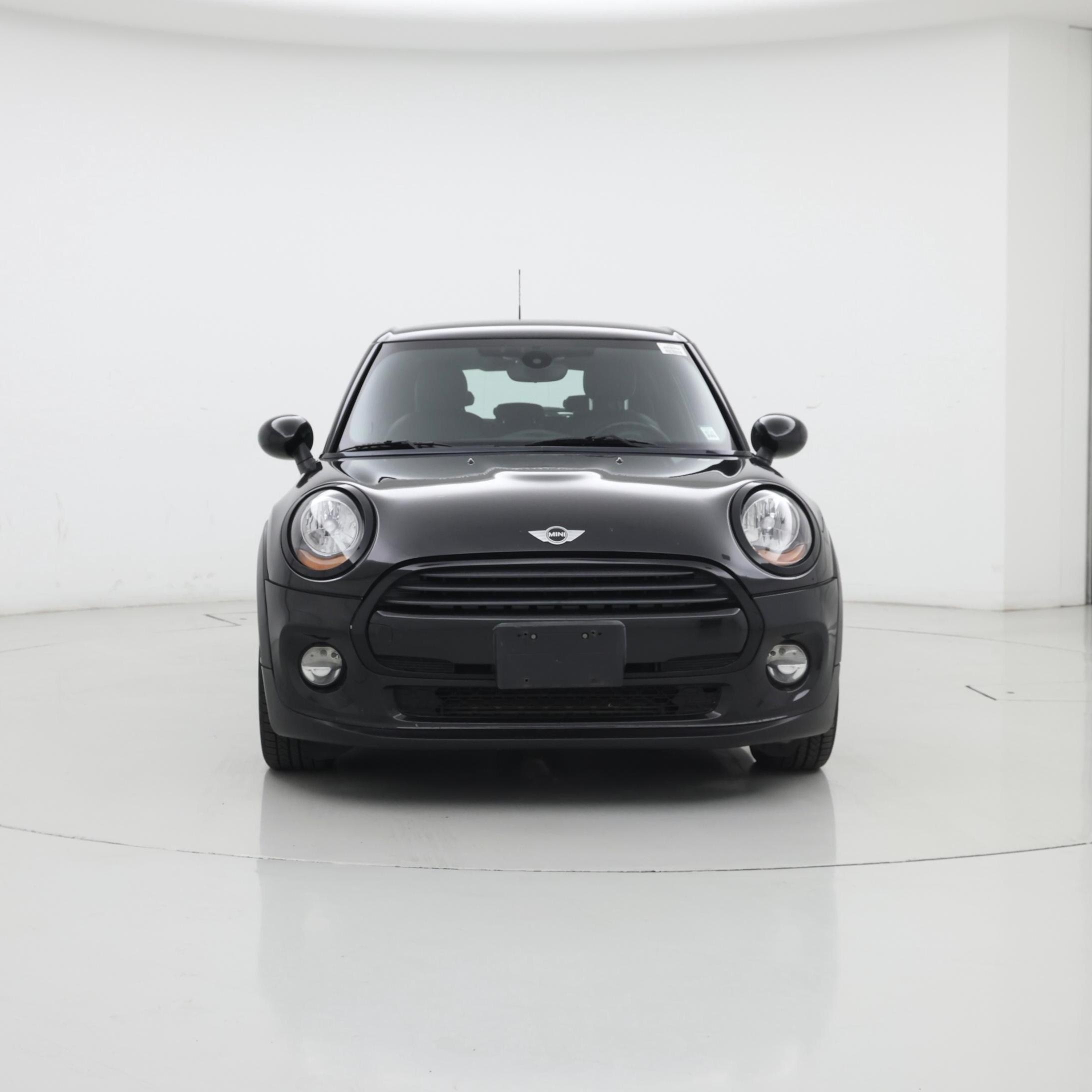Thumbnail: 2015 MINI Cooper Hardtop - 5