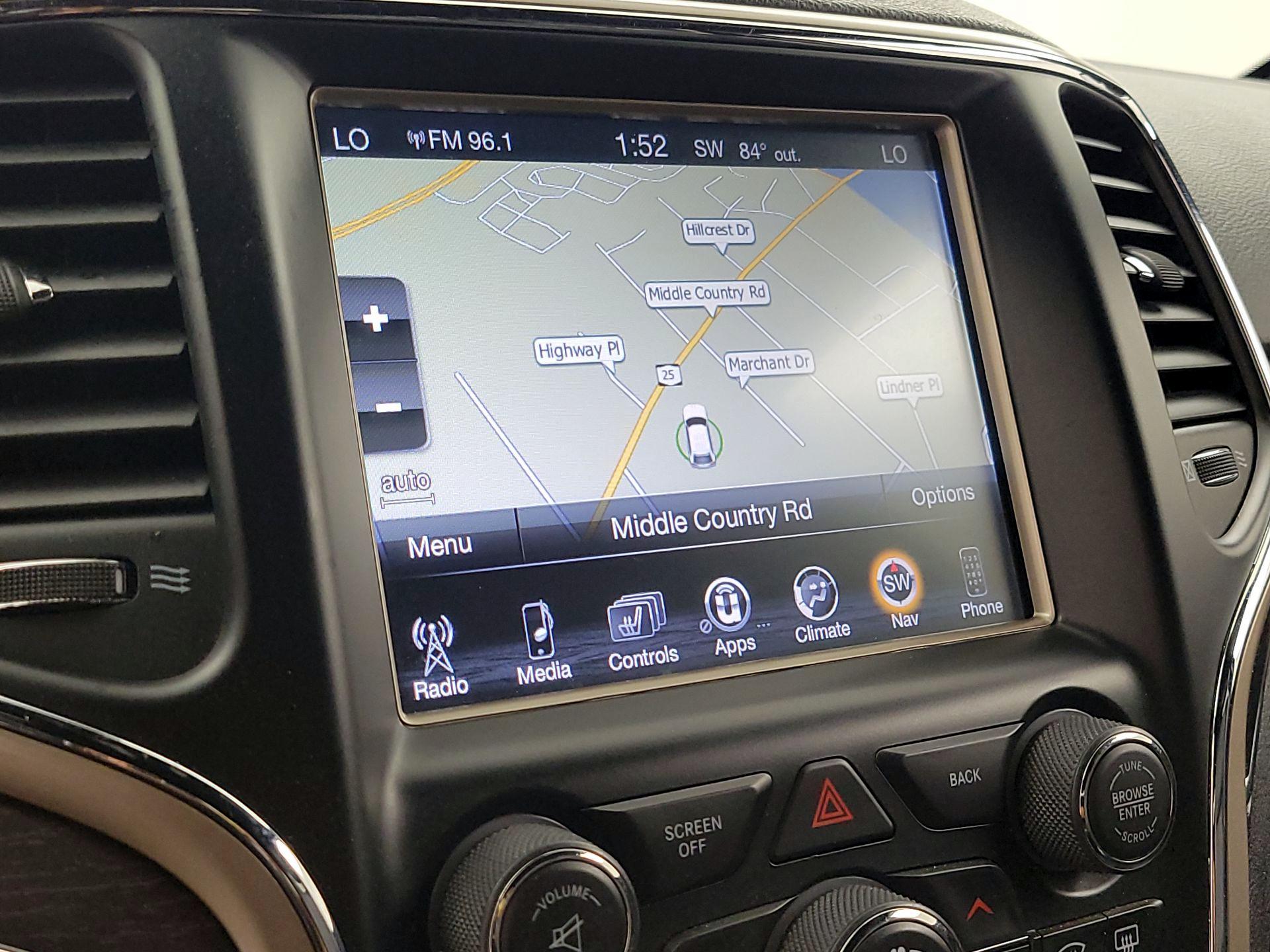 Thumbnail: 2014 Jeep Grand Cherokee - 14