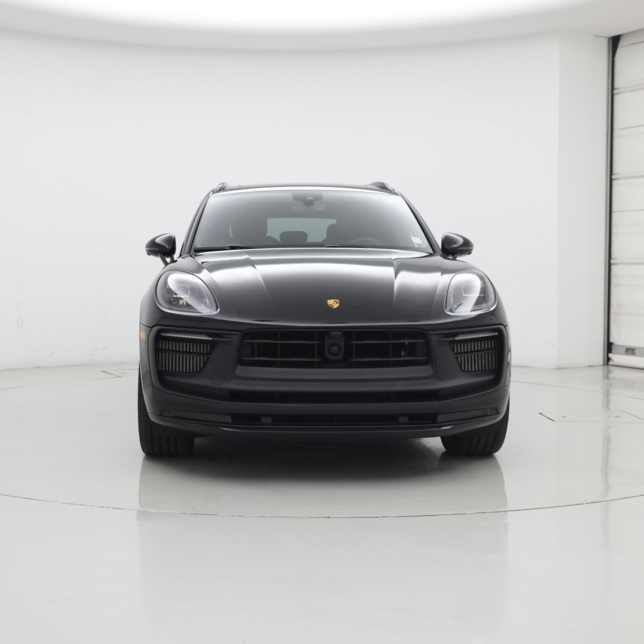 Thumbnail: 2023 Porsche Macan - 5