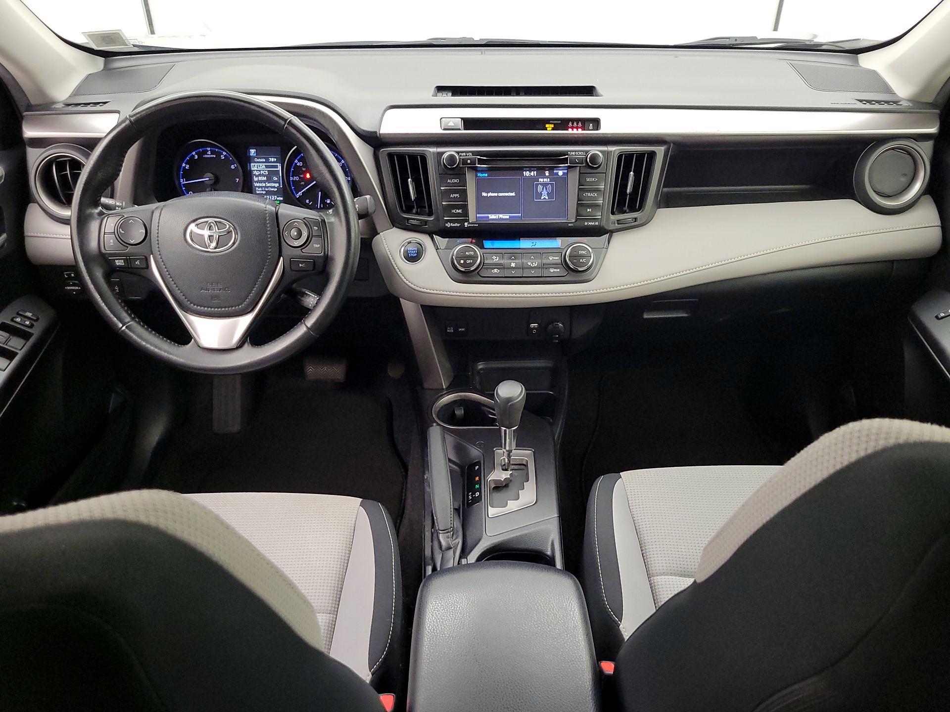 Thumbnail: 2018 Toyota RAV4 - 9