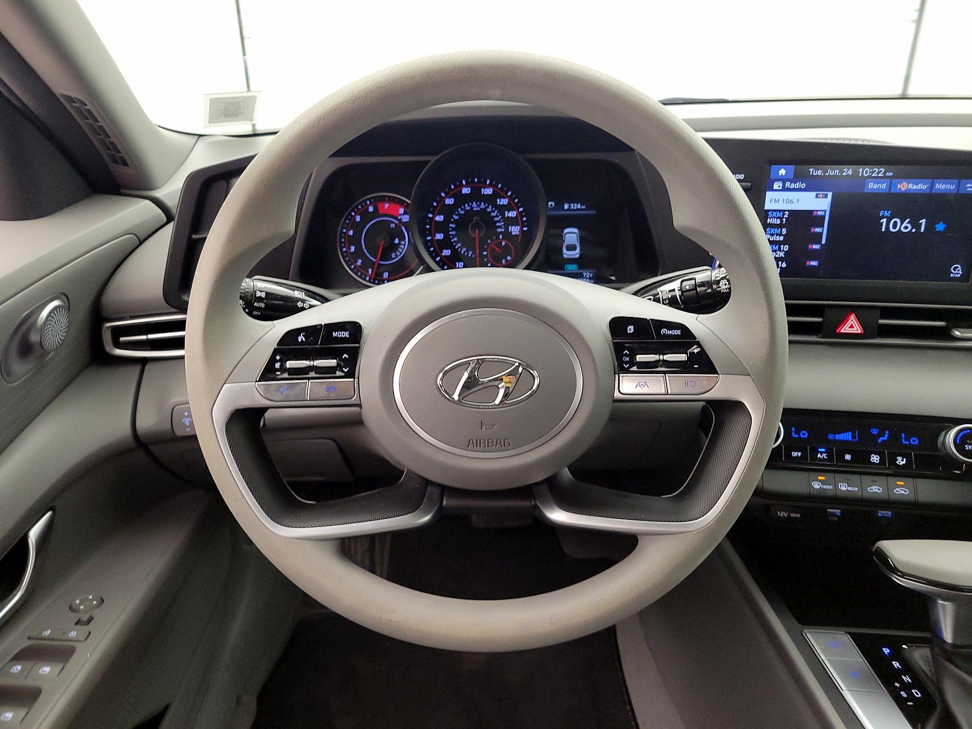 Thumbnail: 2023 Hyundai Elantra - 10